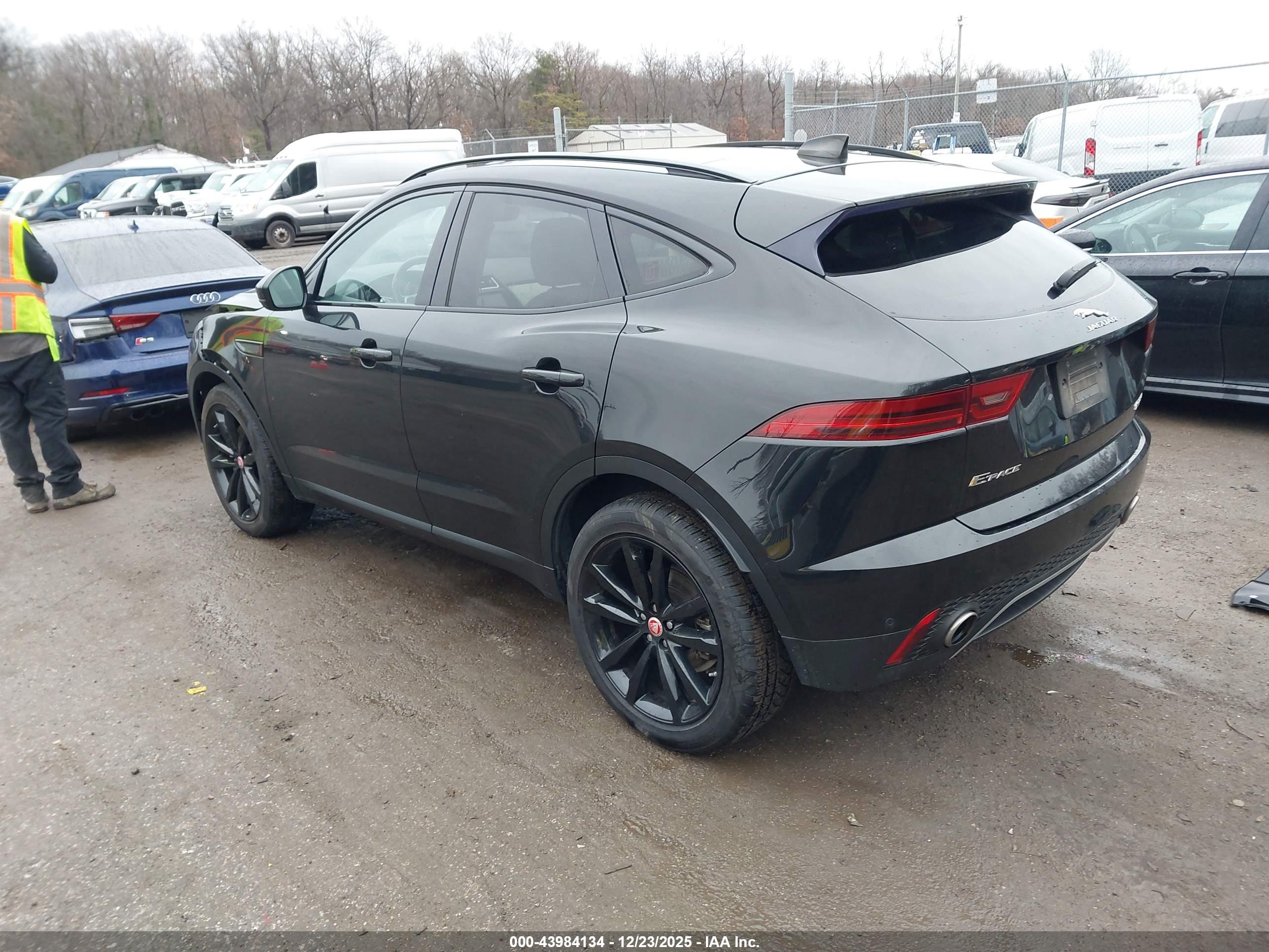 JAGUAR E-PACE image 3
