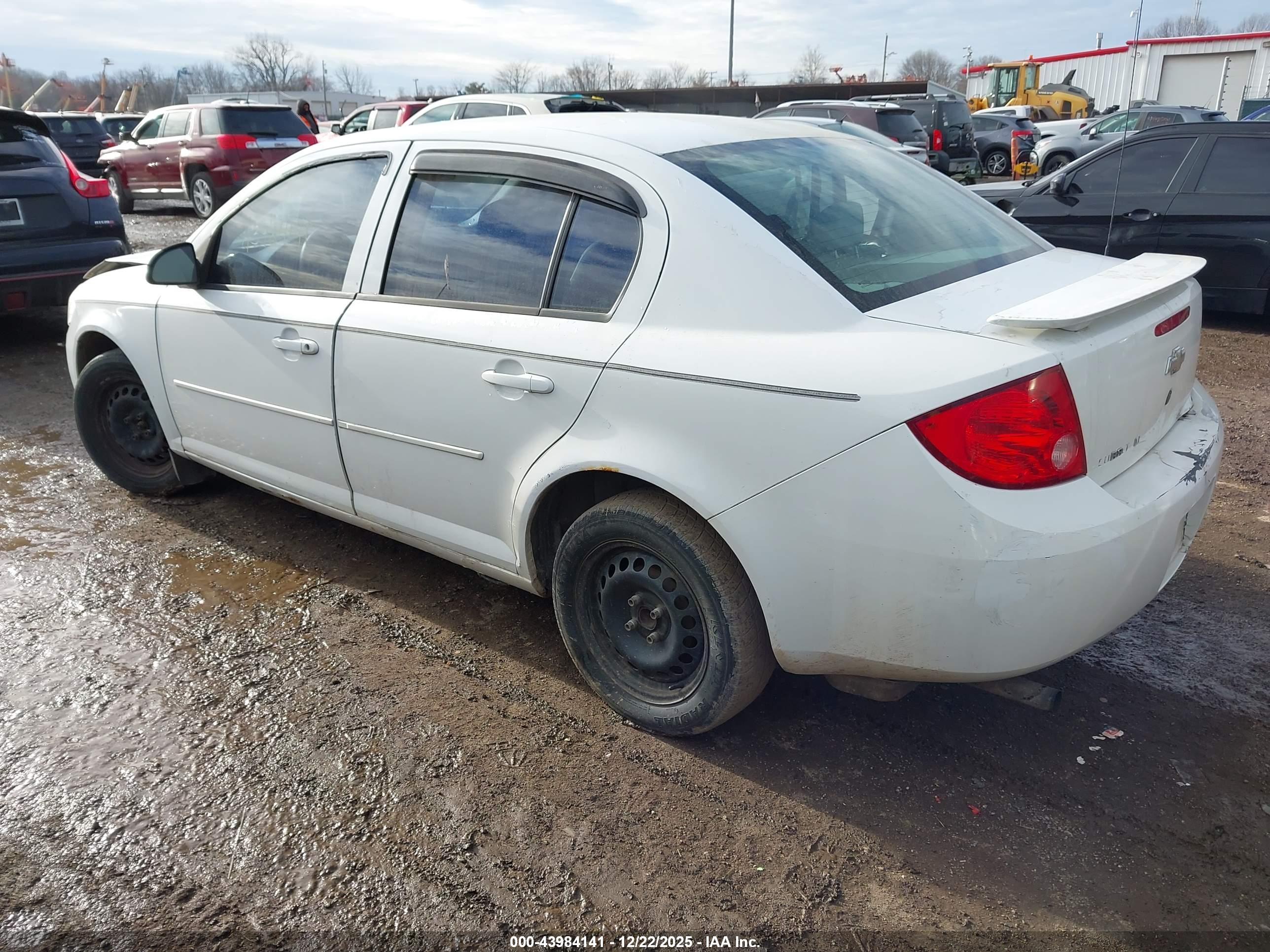 CHEVROLET COBALT image 3