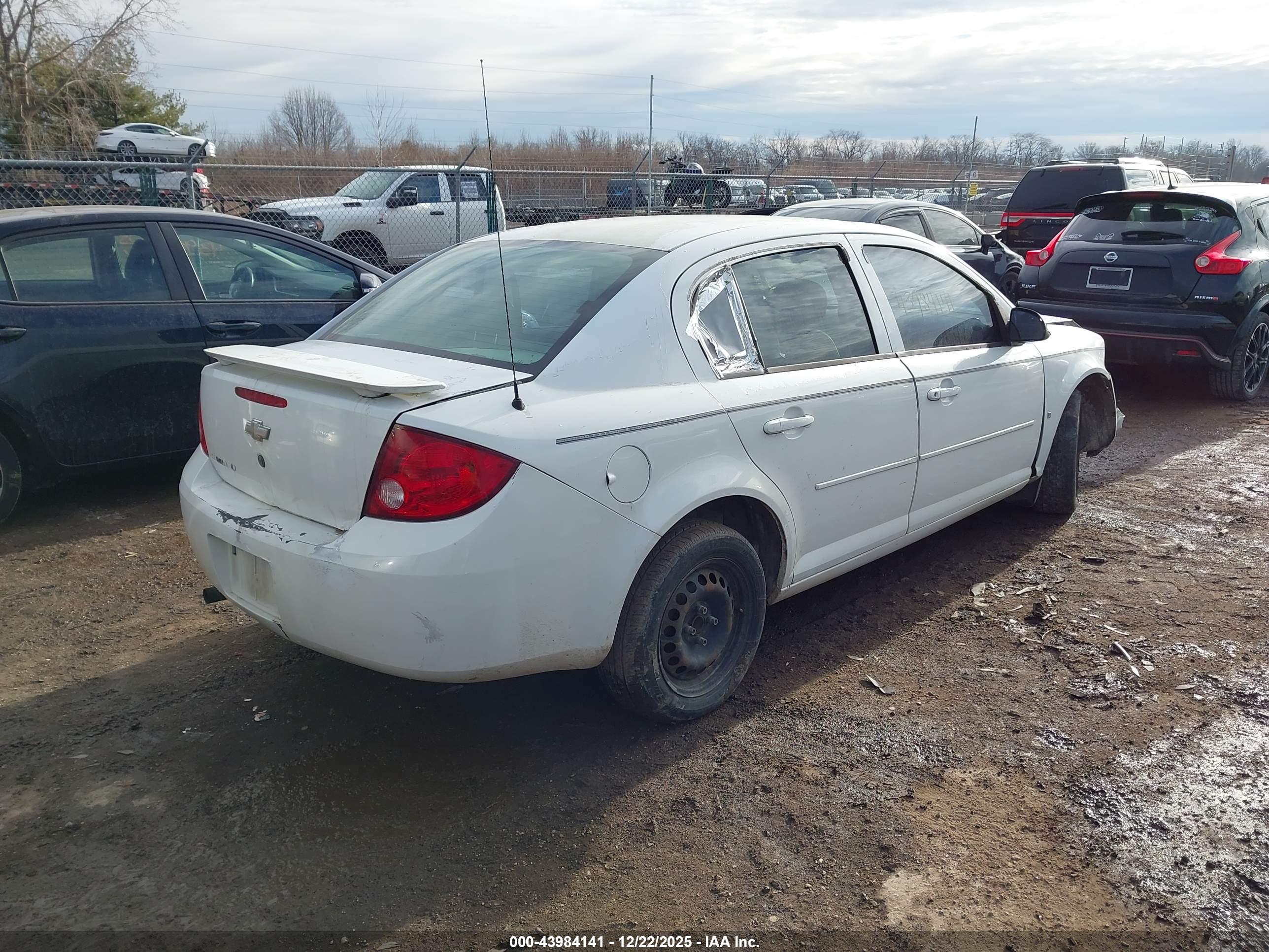 CHEVROLET COBALT image 4