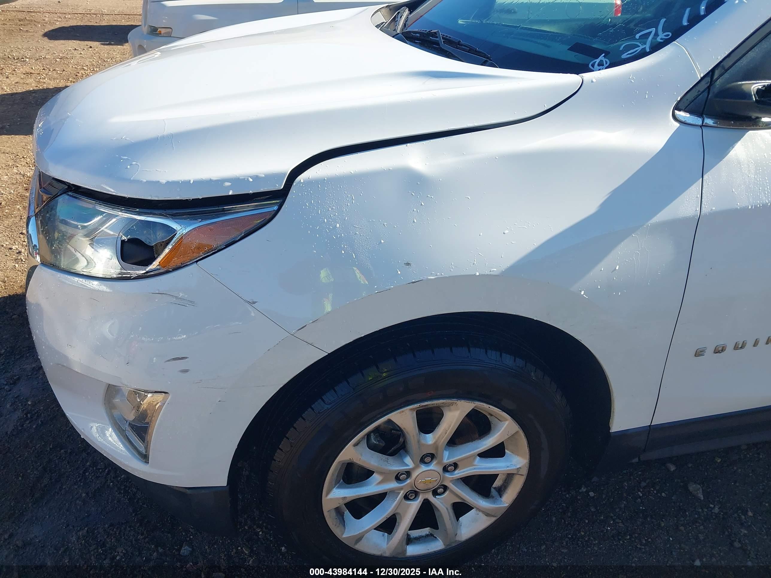 CHEVROLET EQUINOX image 6
