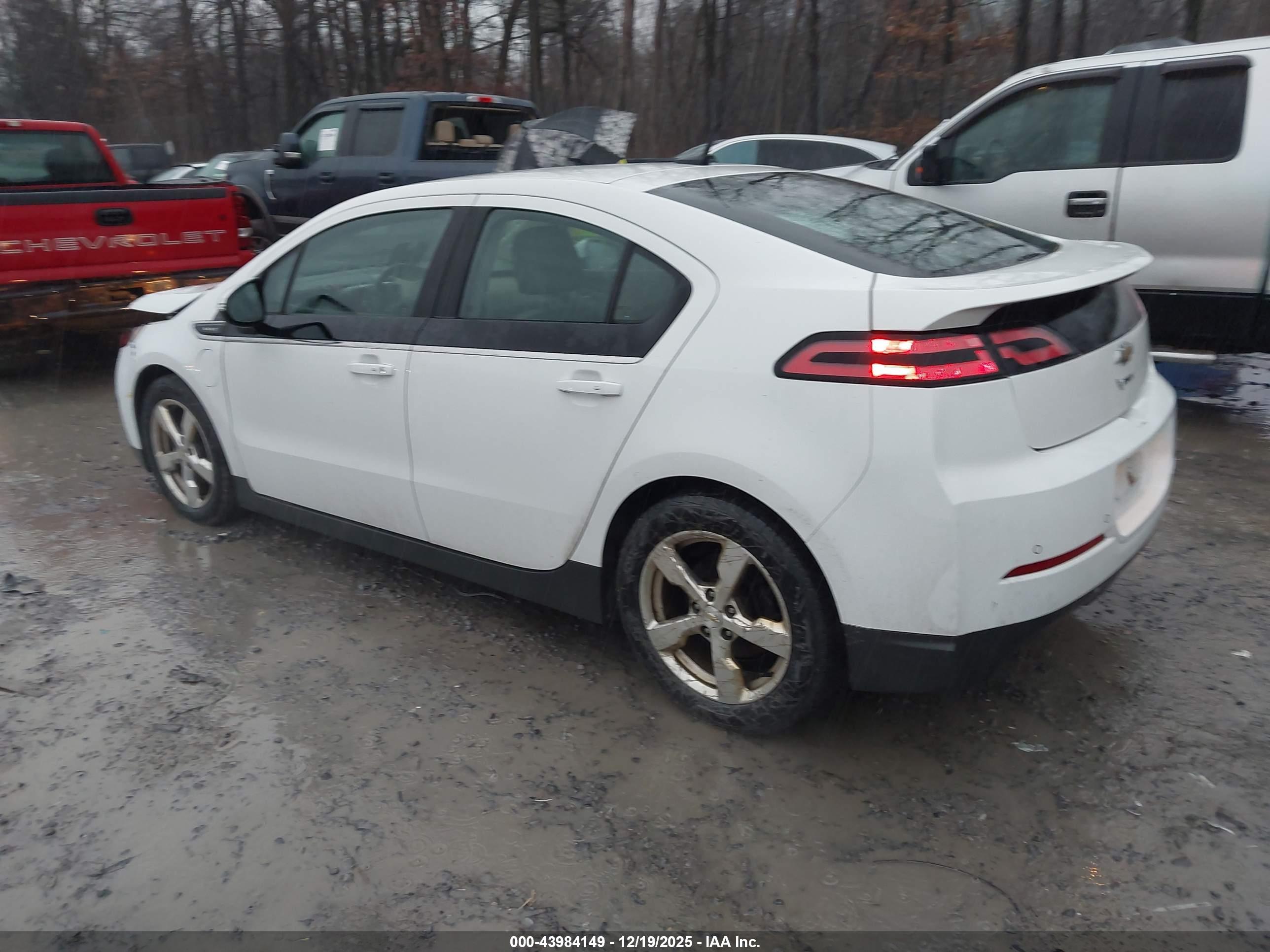 CHEVROLET VOLT image 3
