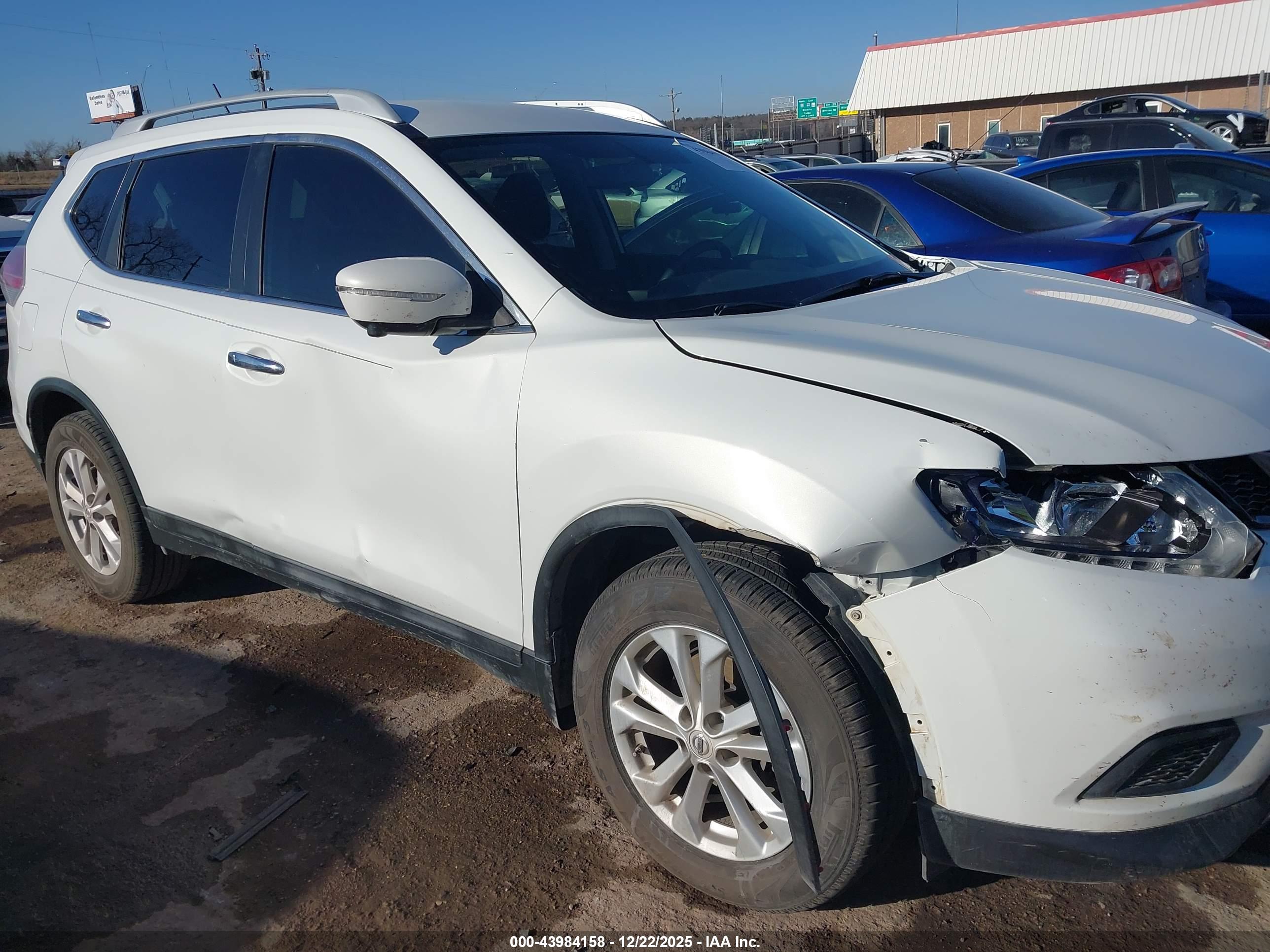NISSAN ROGUE image 6
