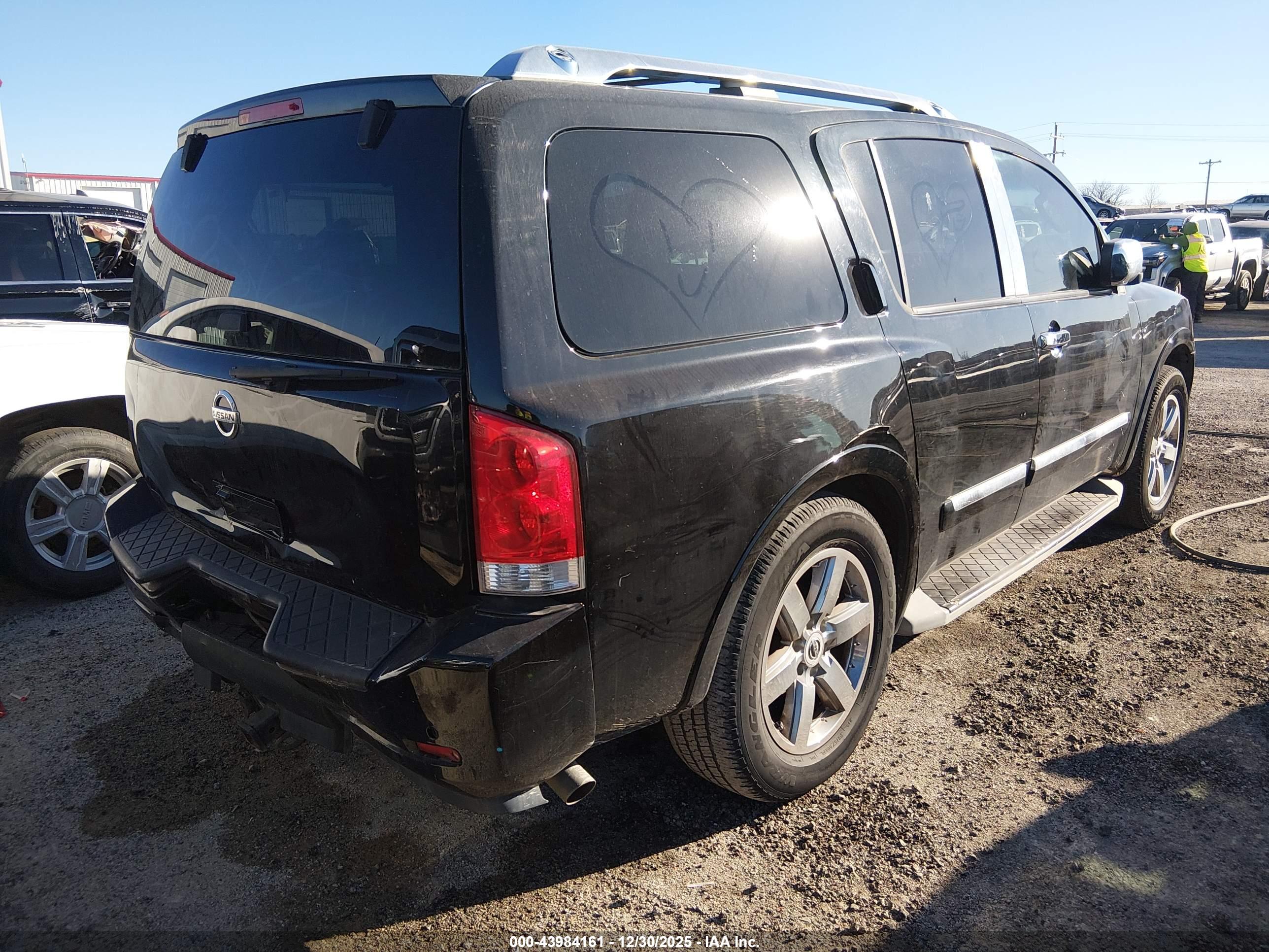 NISSAN ARMADA image 4