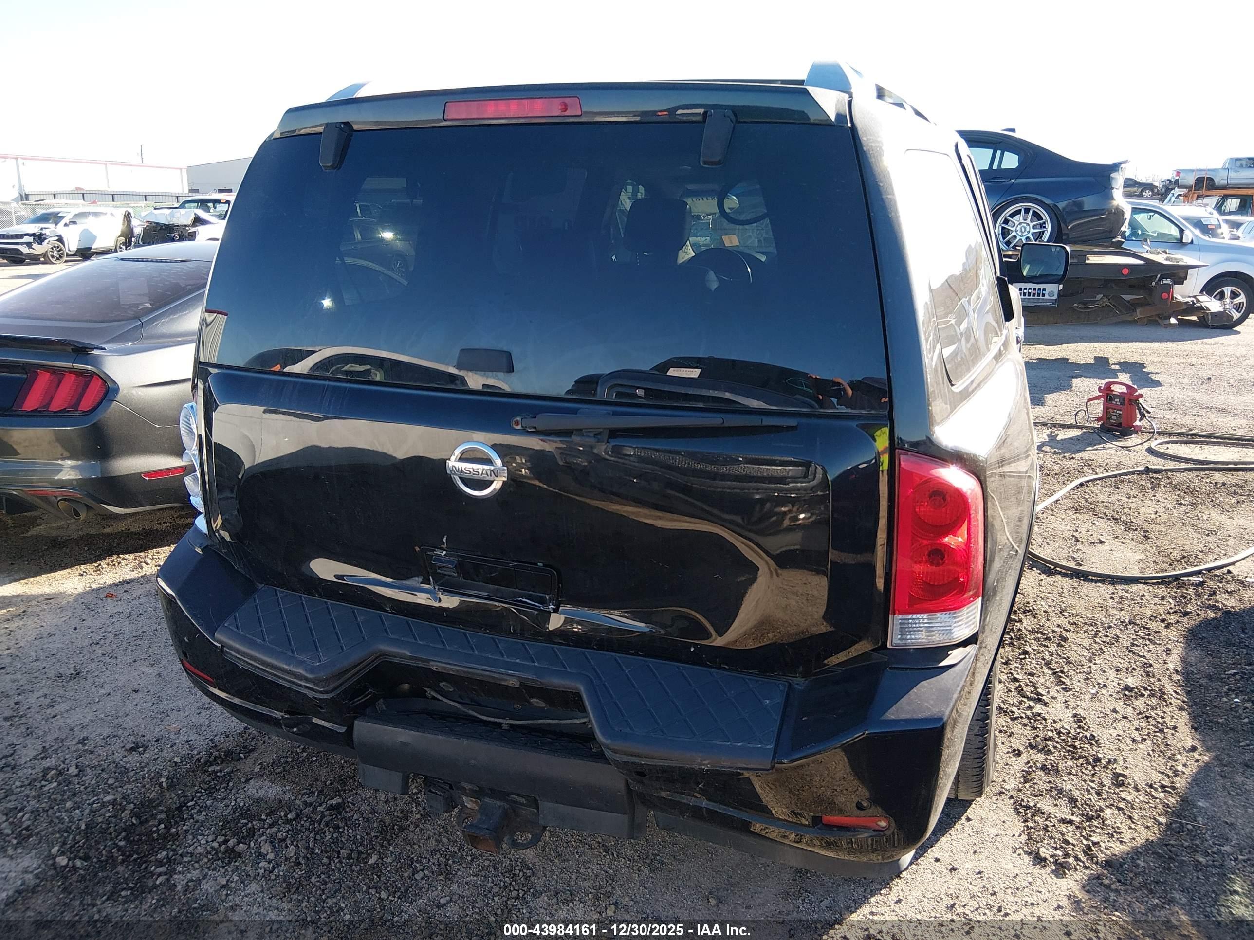 NISSAN ARMADA image 6