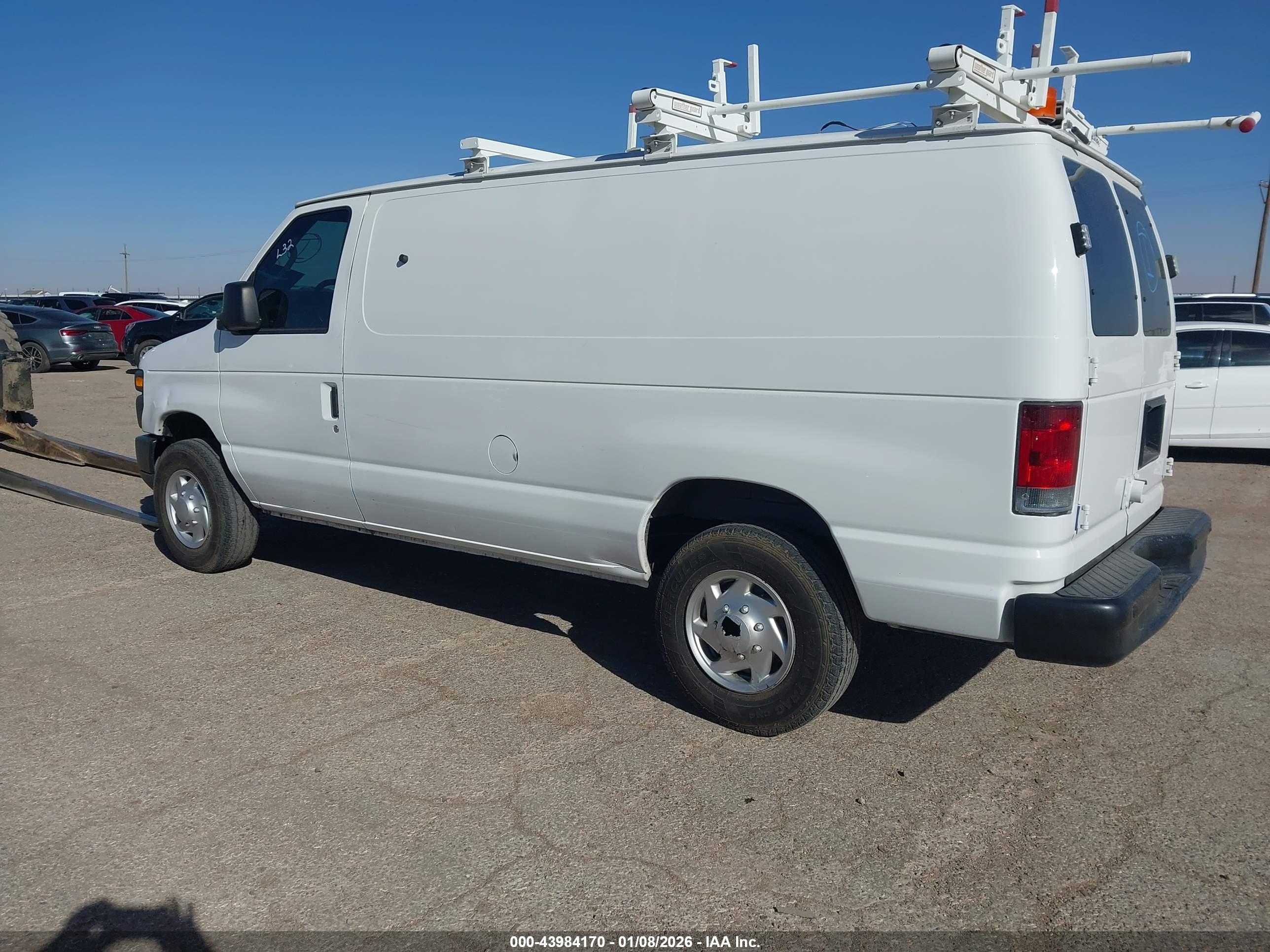 FORD E-250 image 3