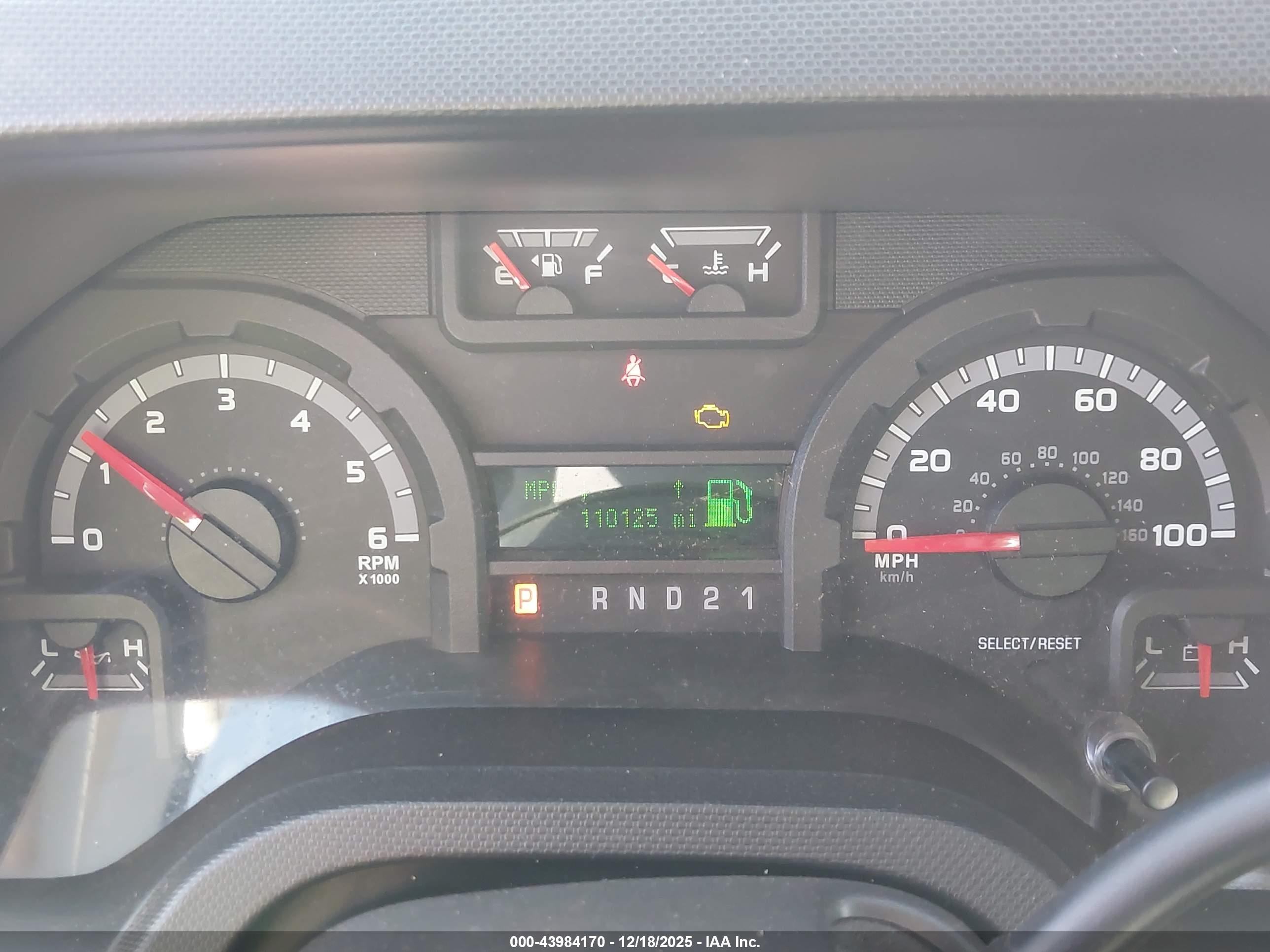 FORD E-250 image 7