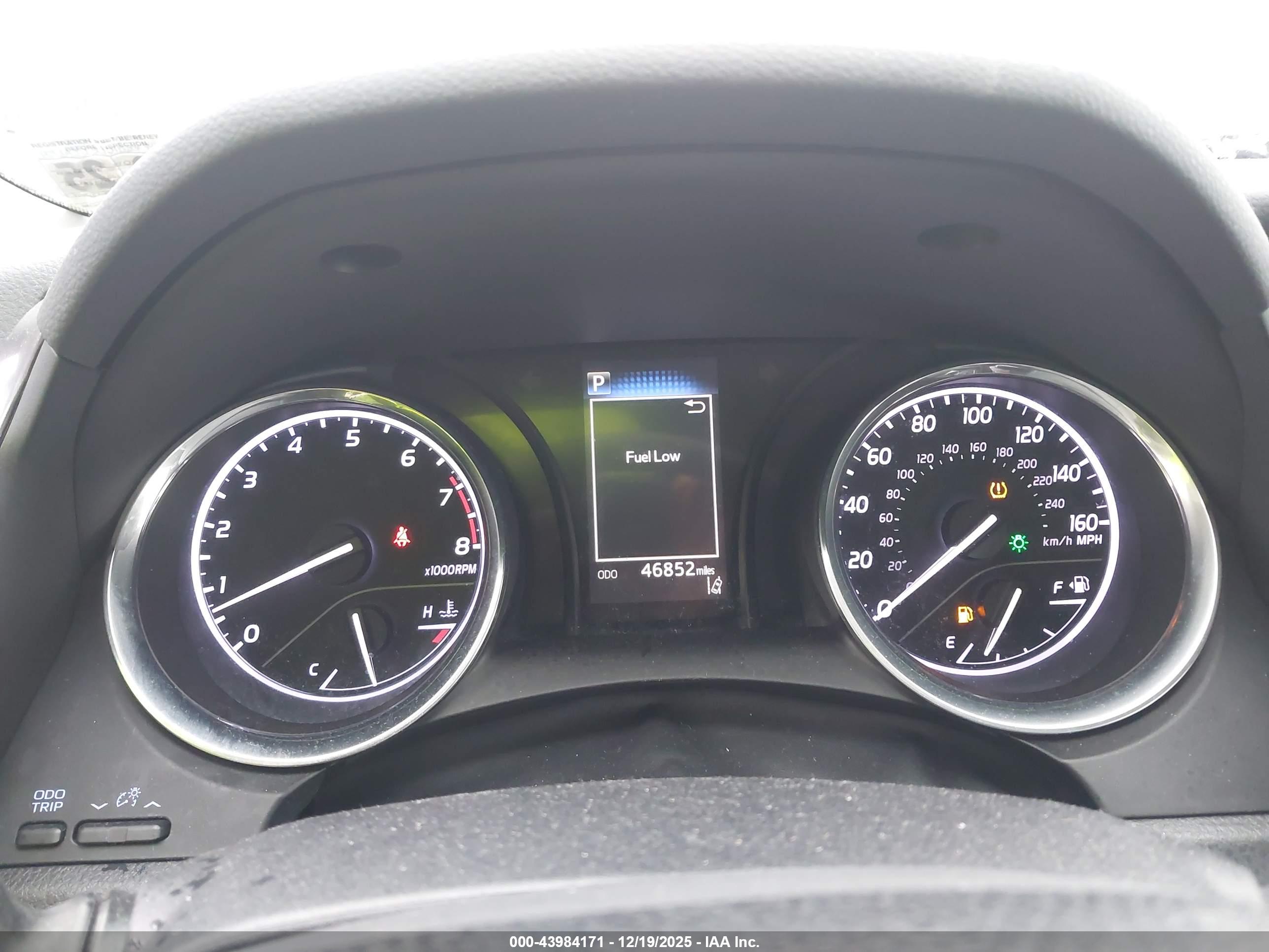 TOYOTA CAMRY image 7