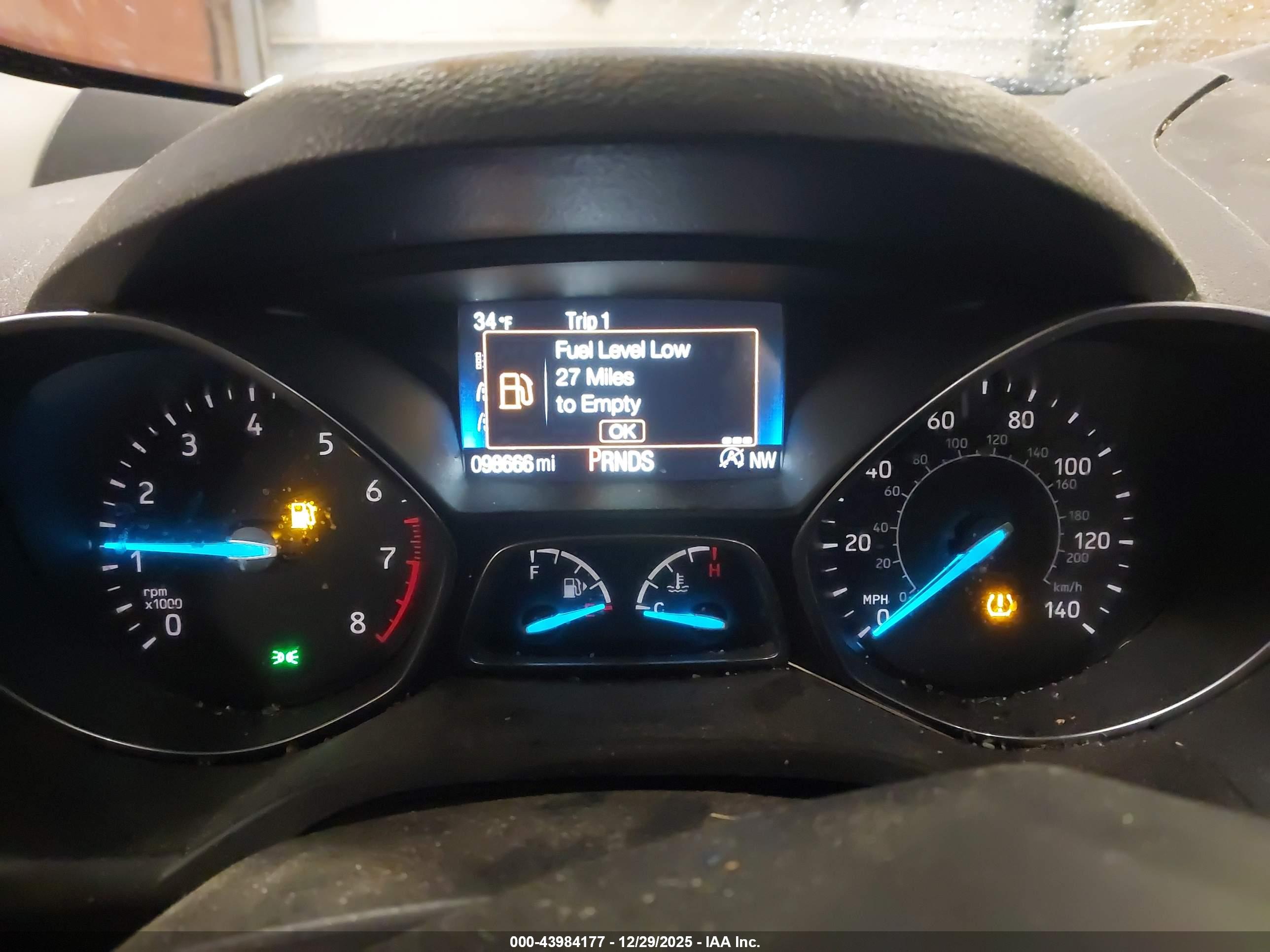 FORD ESCAPE image 7