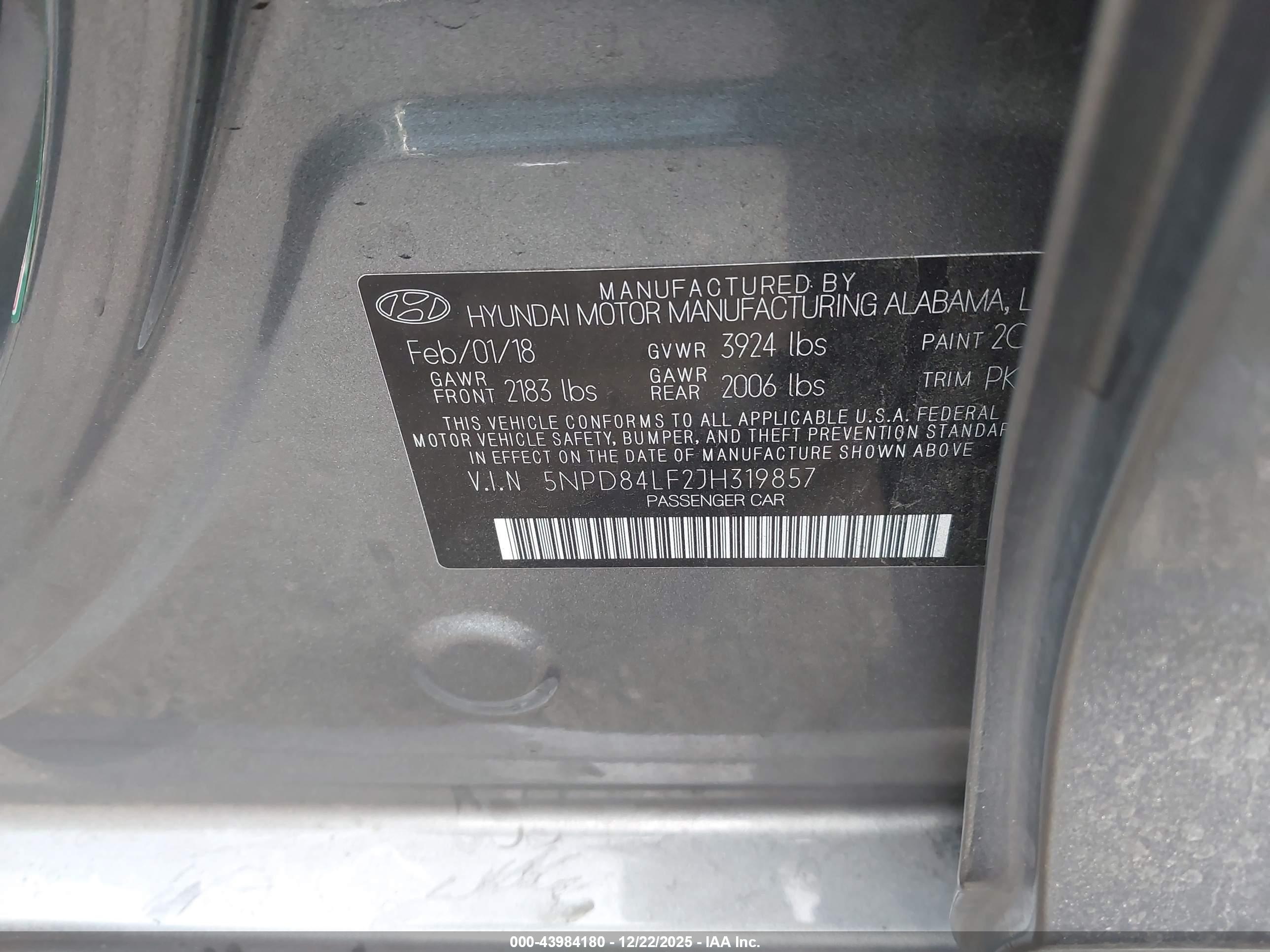 HYUNDAI ELANTRA image 9