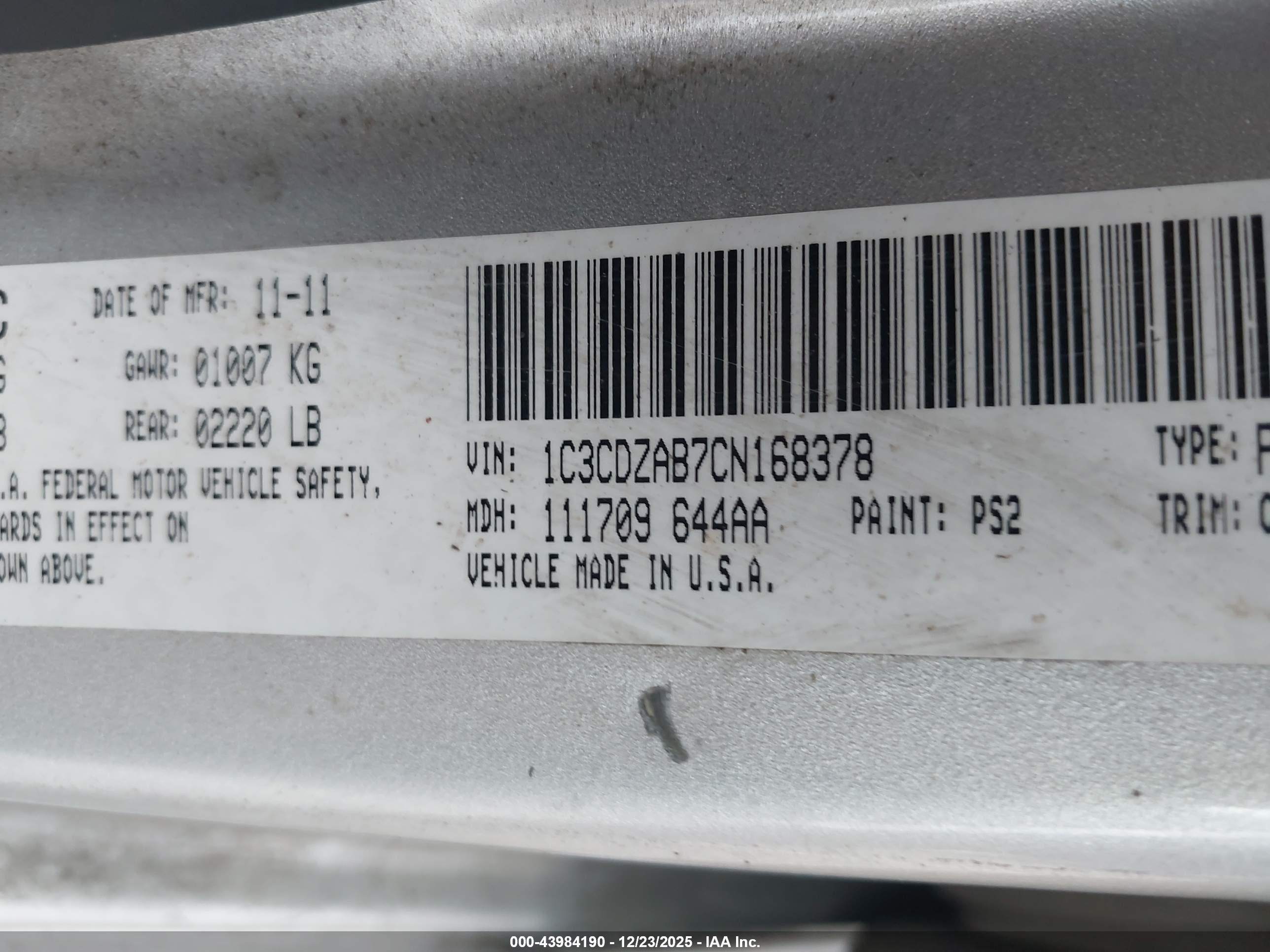 DODGE AVENGER image 9