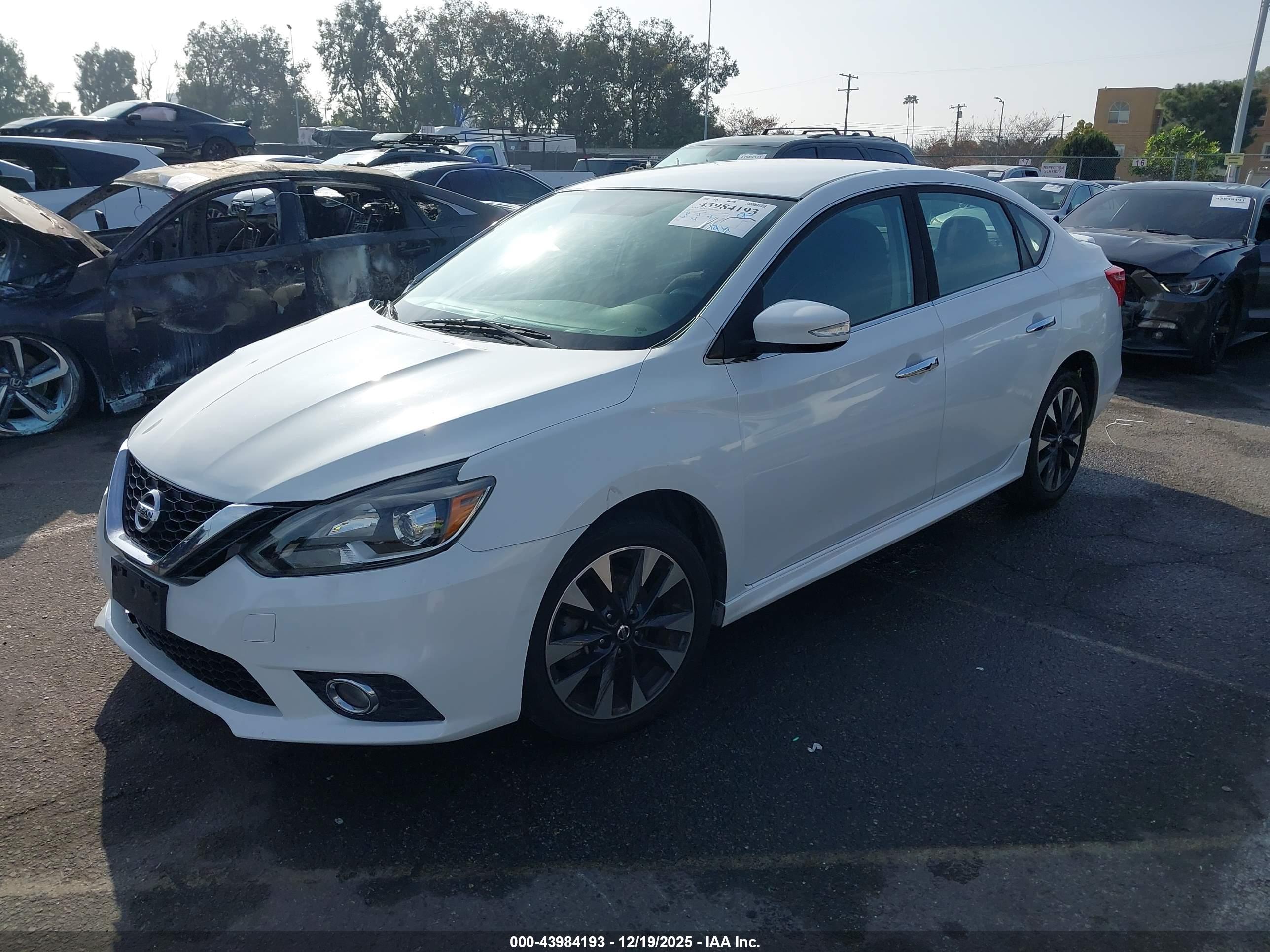 NISSAN SENTRA image 2