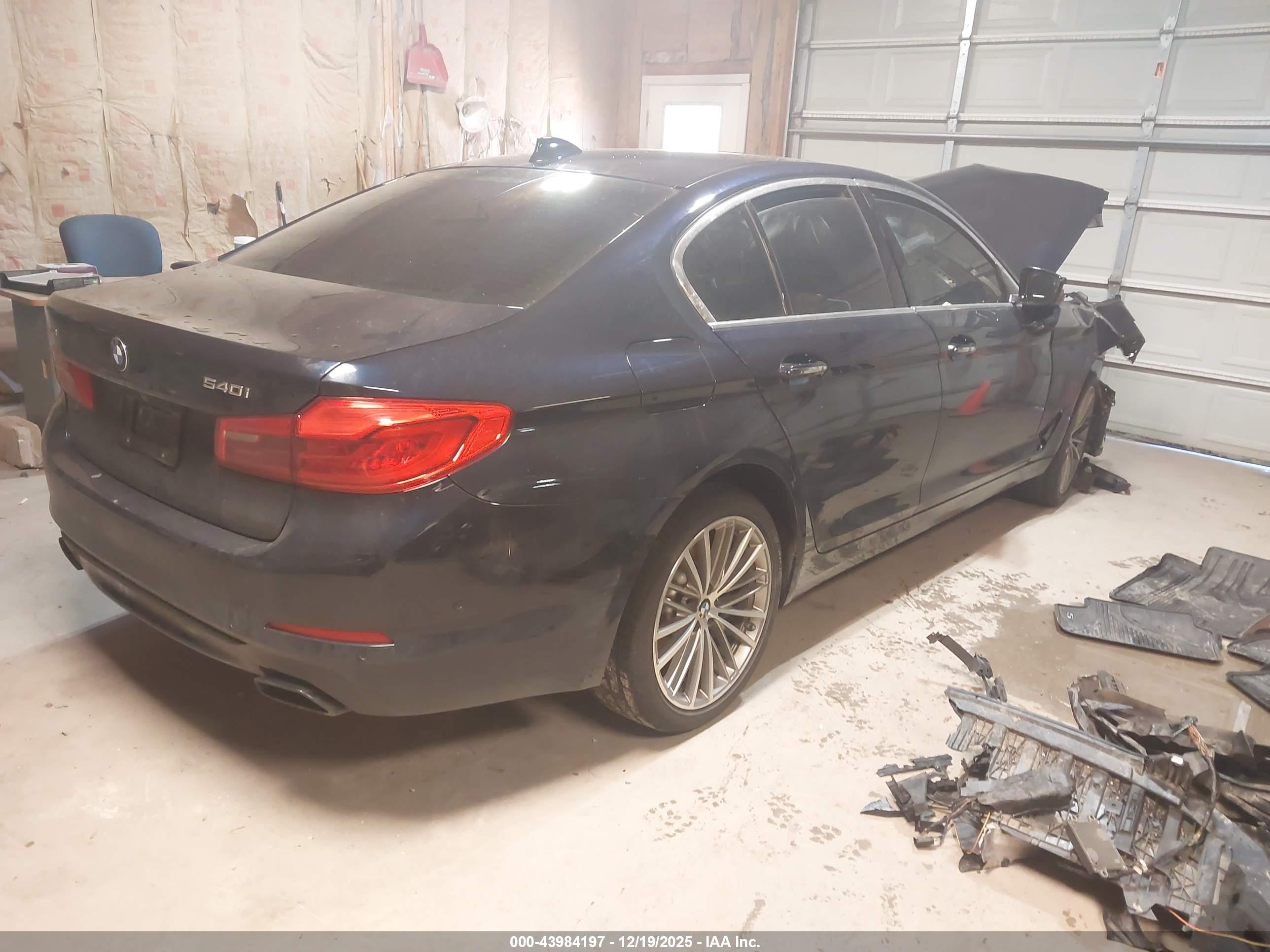 BMW 540I image 4