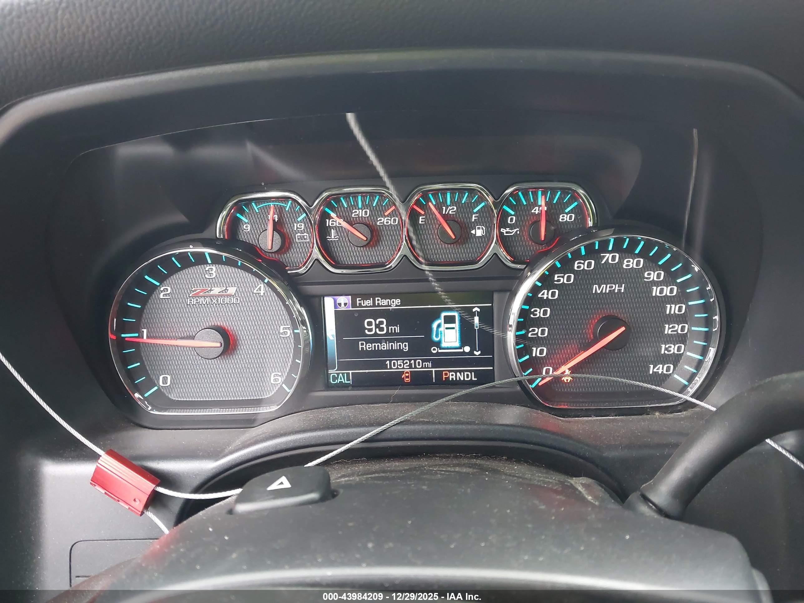 CHEVROLET SILVERADO image 7