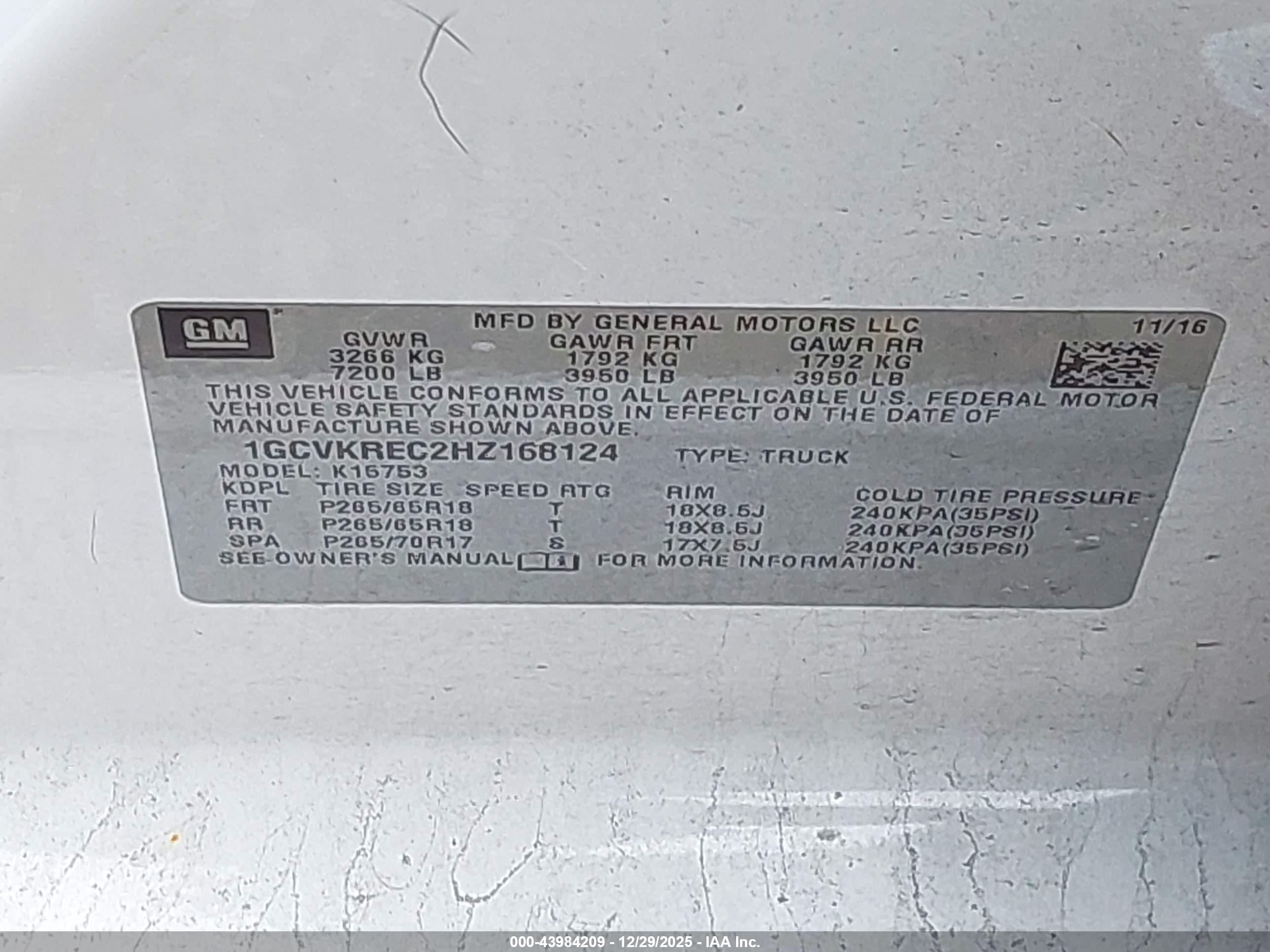 CHEVROLET SILVERADO image 9
