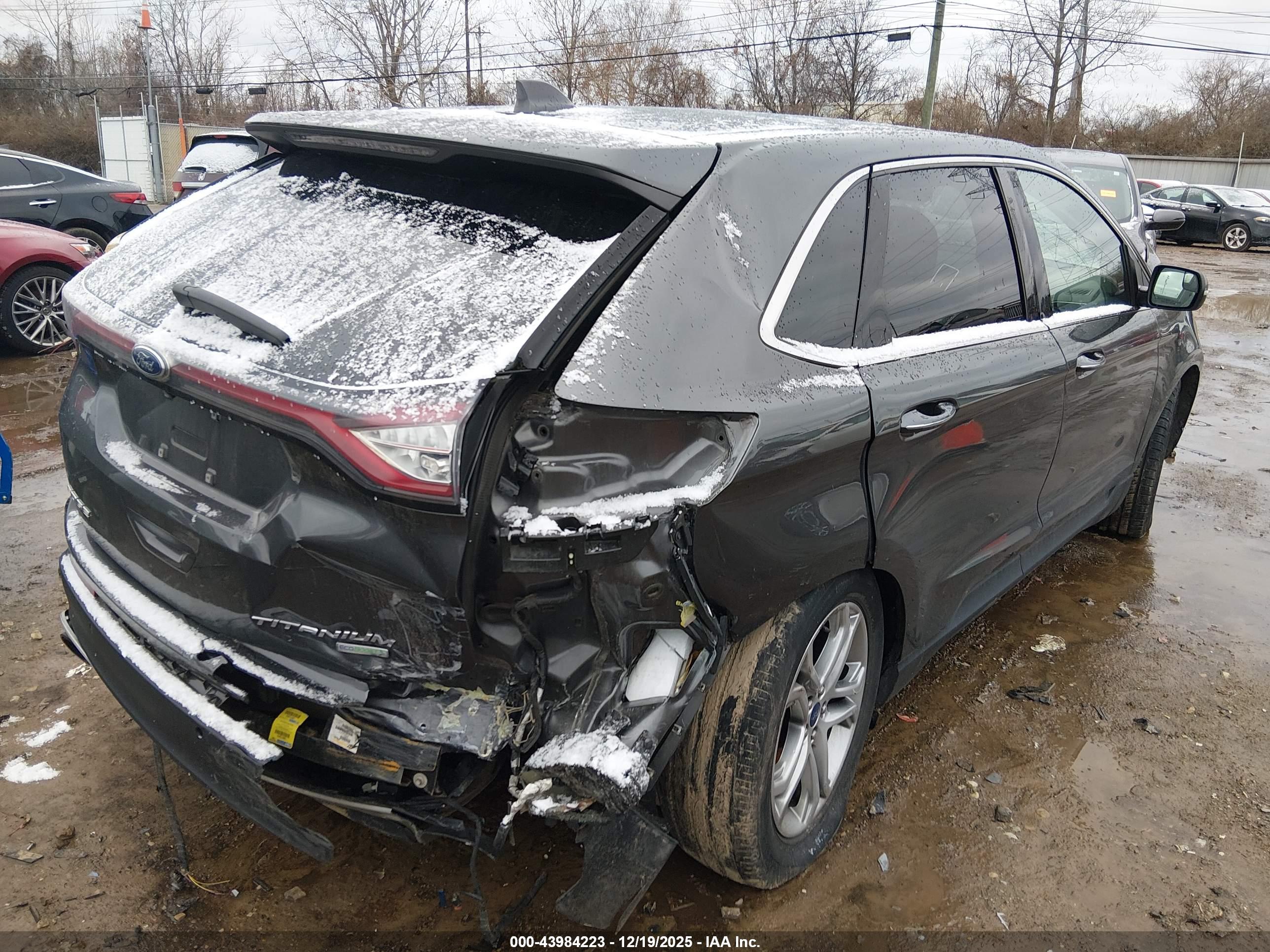 FORD EDGE image 4