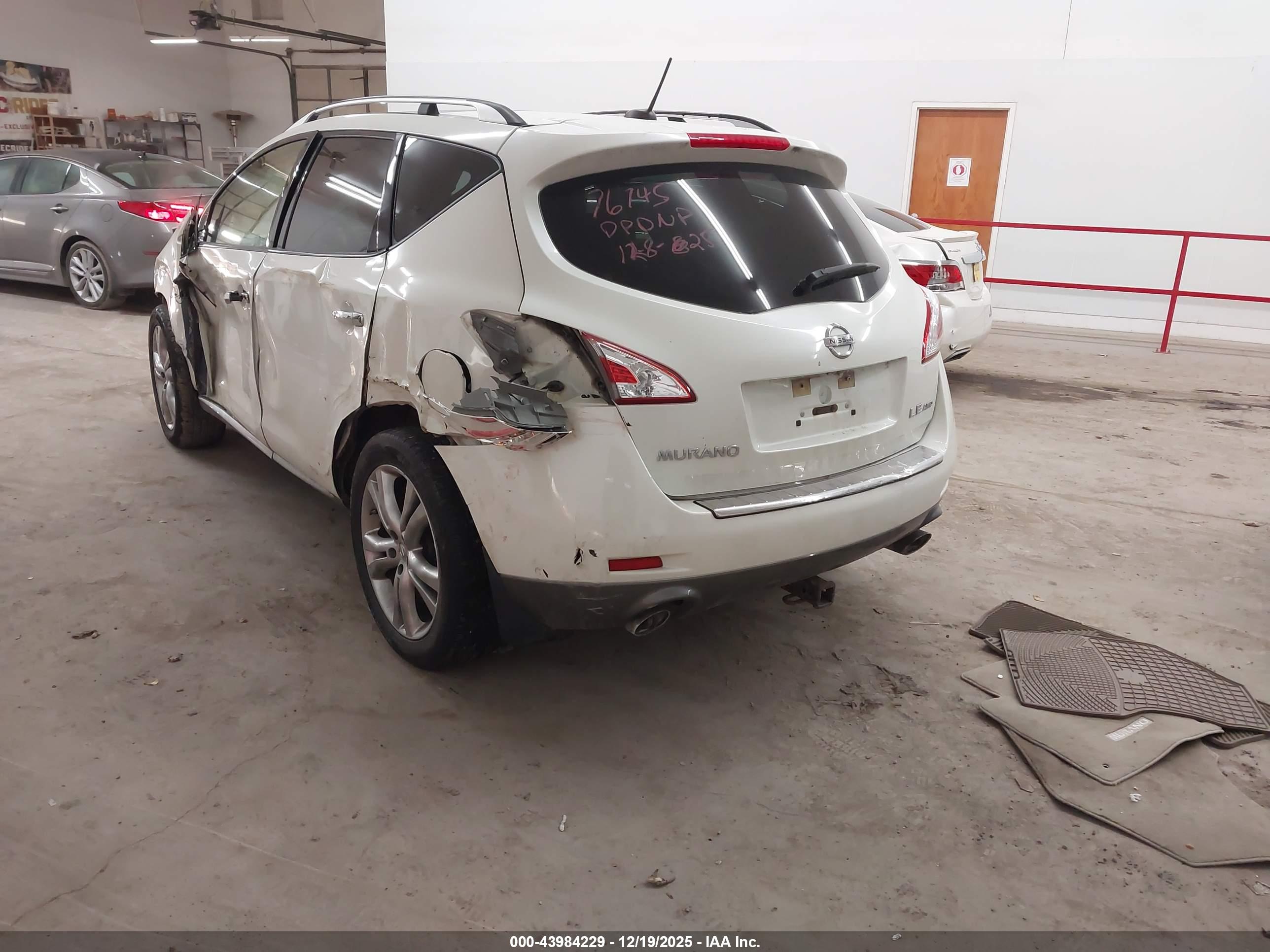 NISSAN MURANO image 3