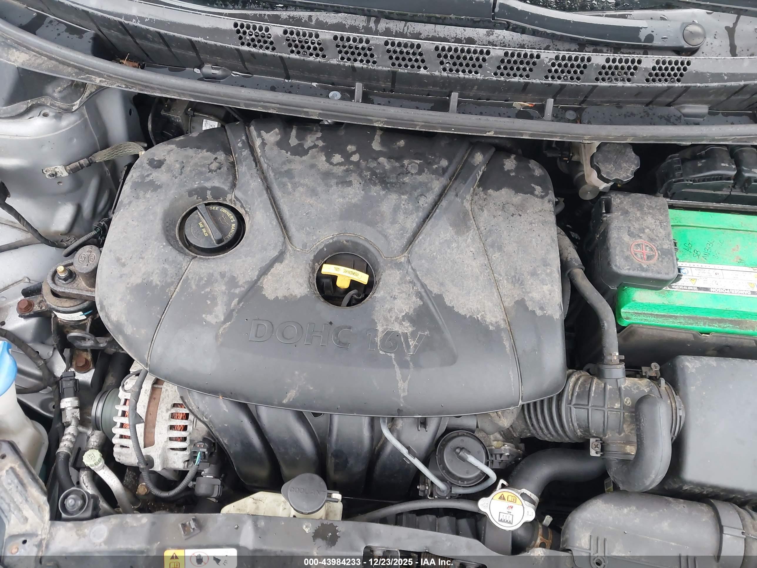 HYUNDAI ELANTRA image 10