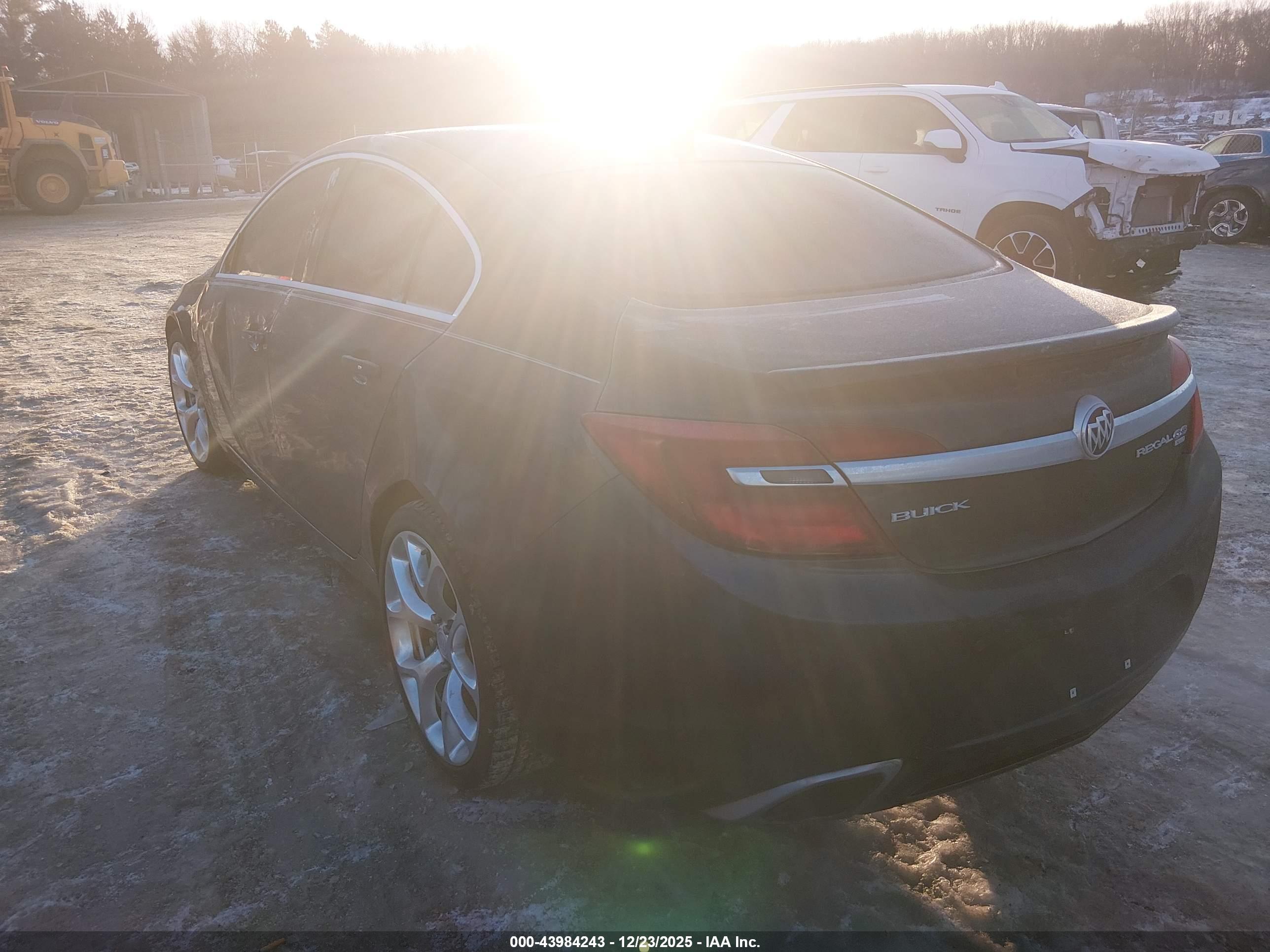 BUICK REGAL image 3