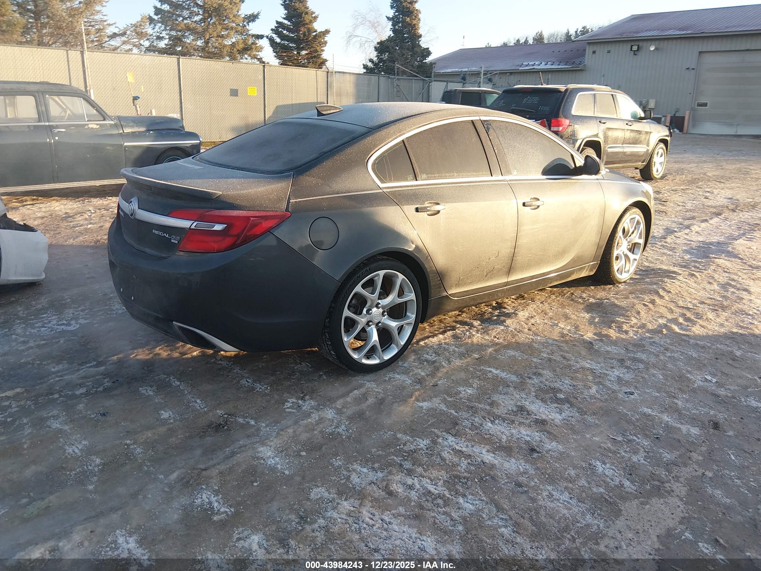 BUICK REGAL image 4