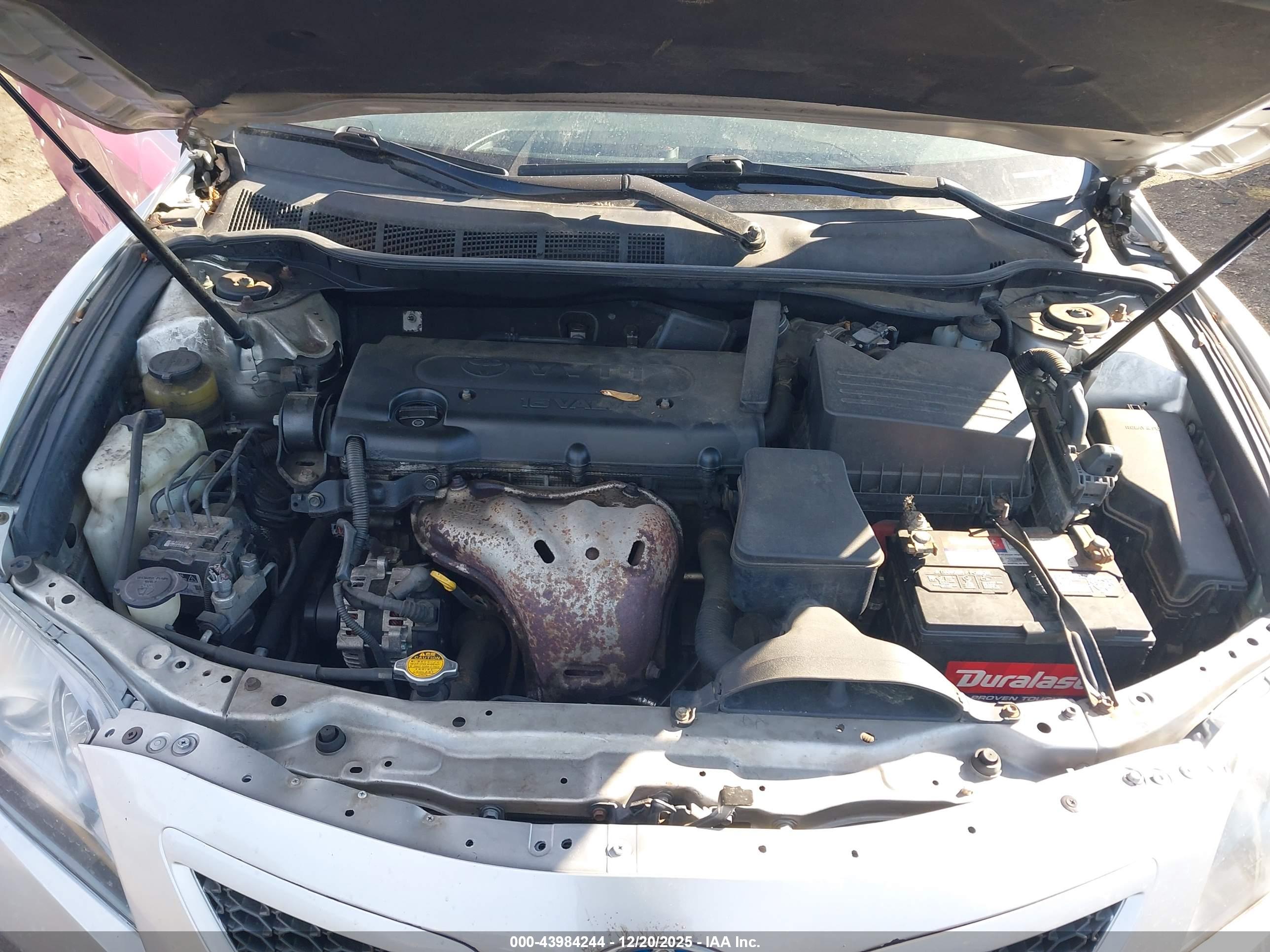TOYOTA CAMRY image 10