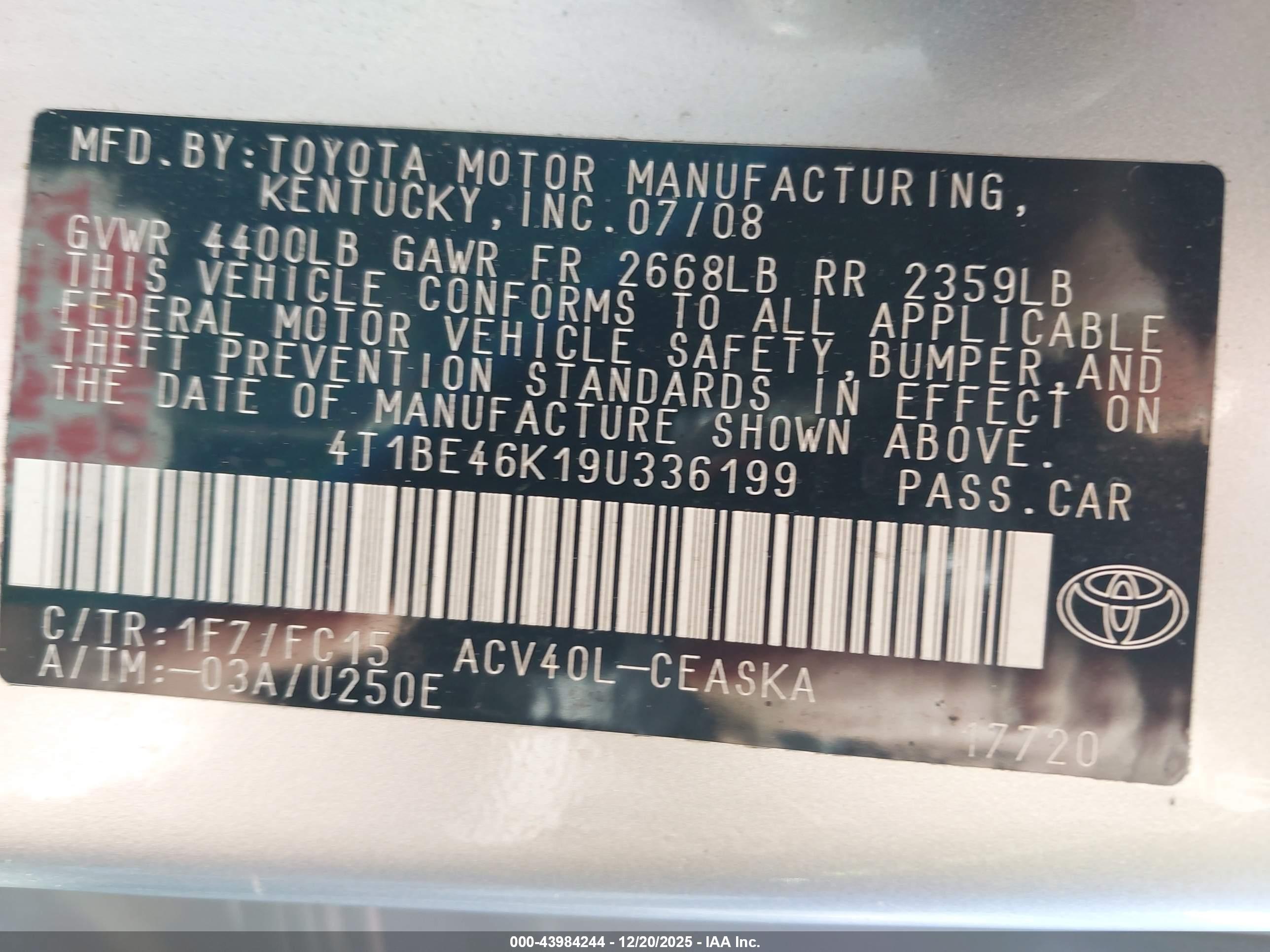 TOYOTA CAMRY image 9