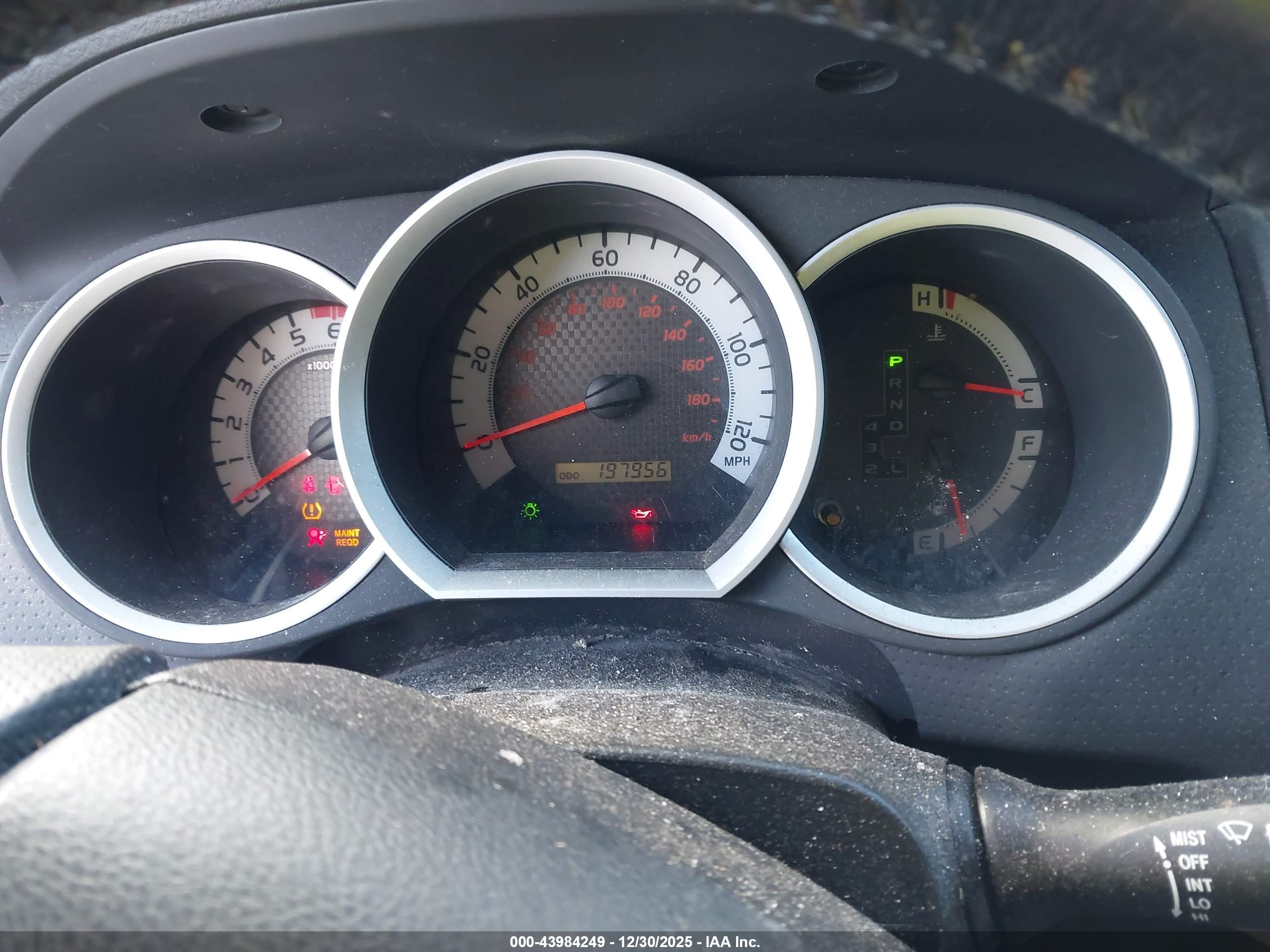 TOYOTA TACOMA image 7