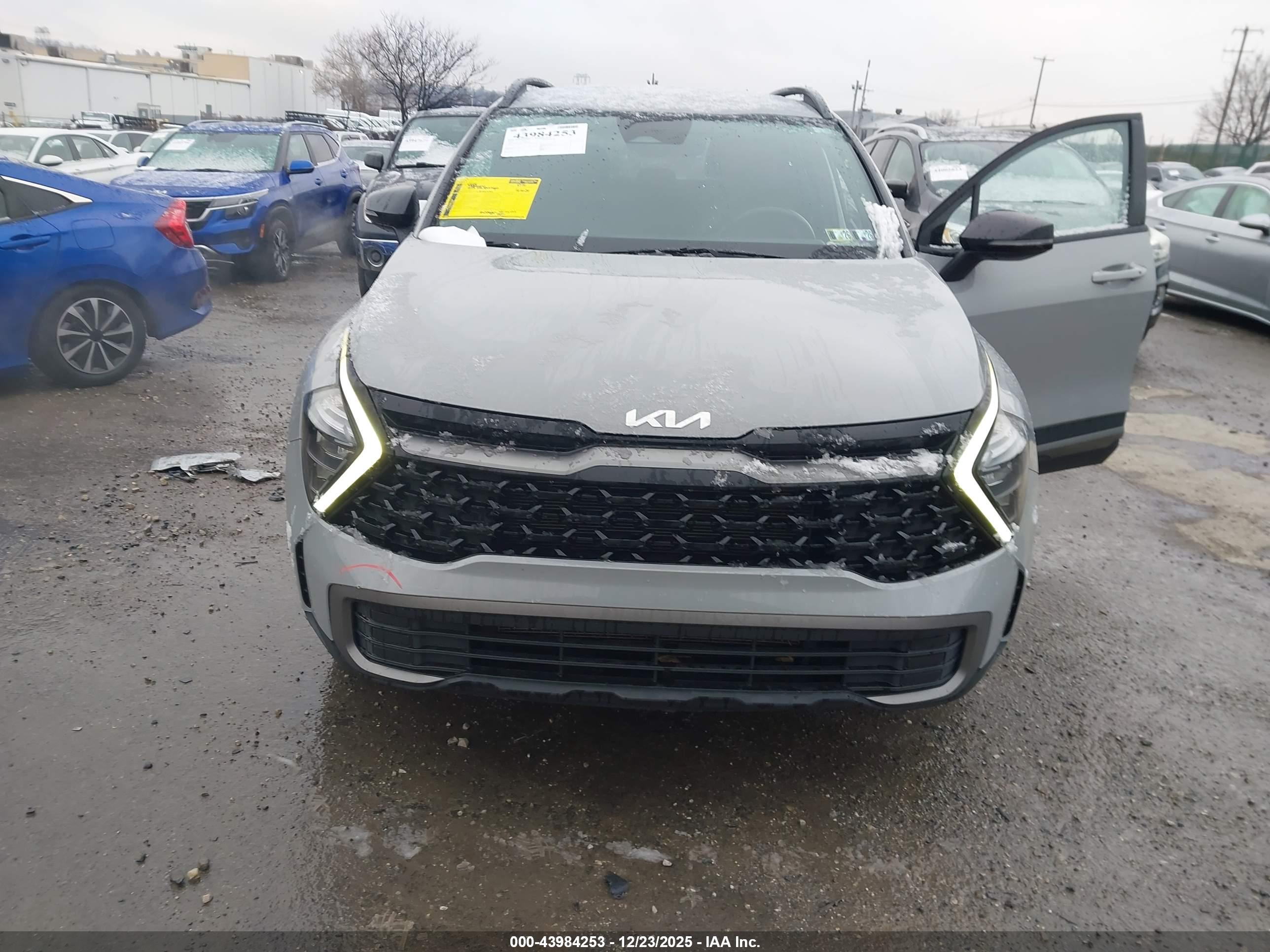 KIA SPORTAGE image 6