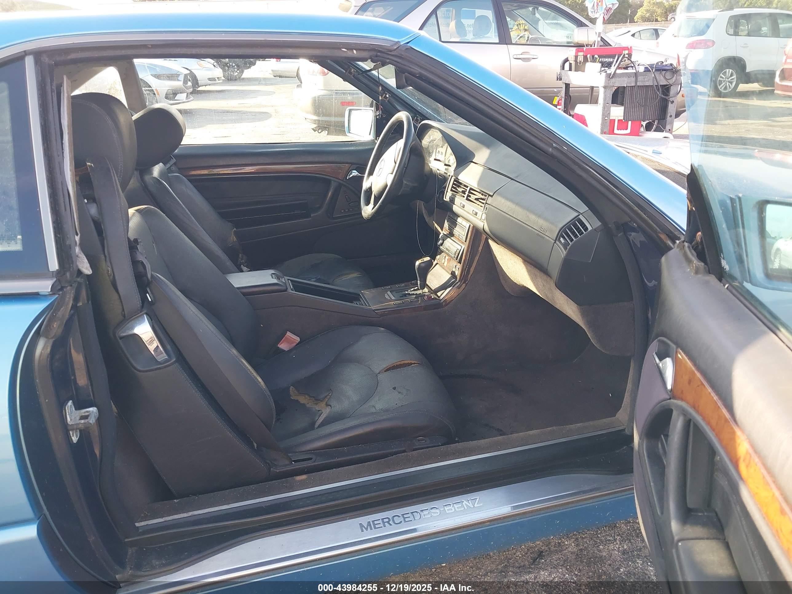 MERCEDES-BENZ SL image 5