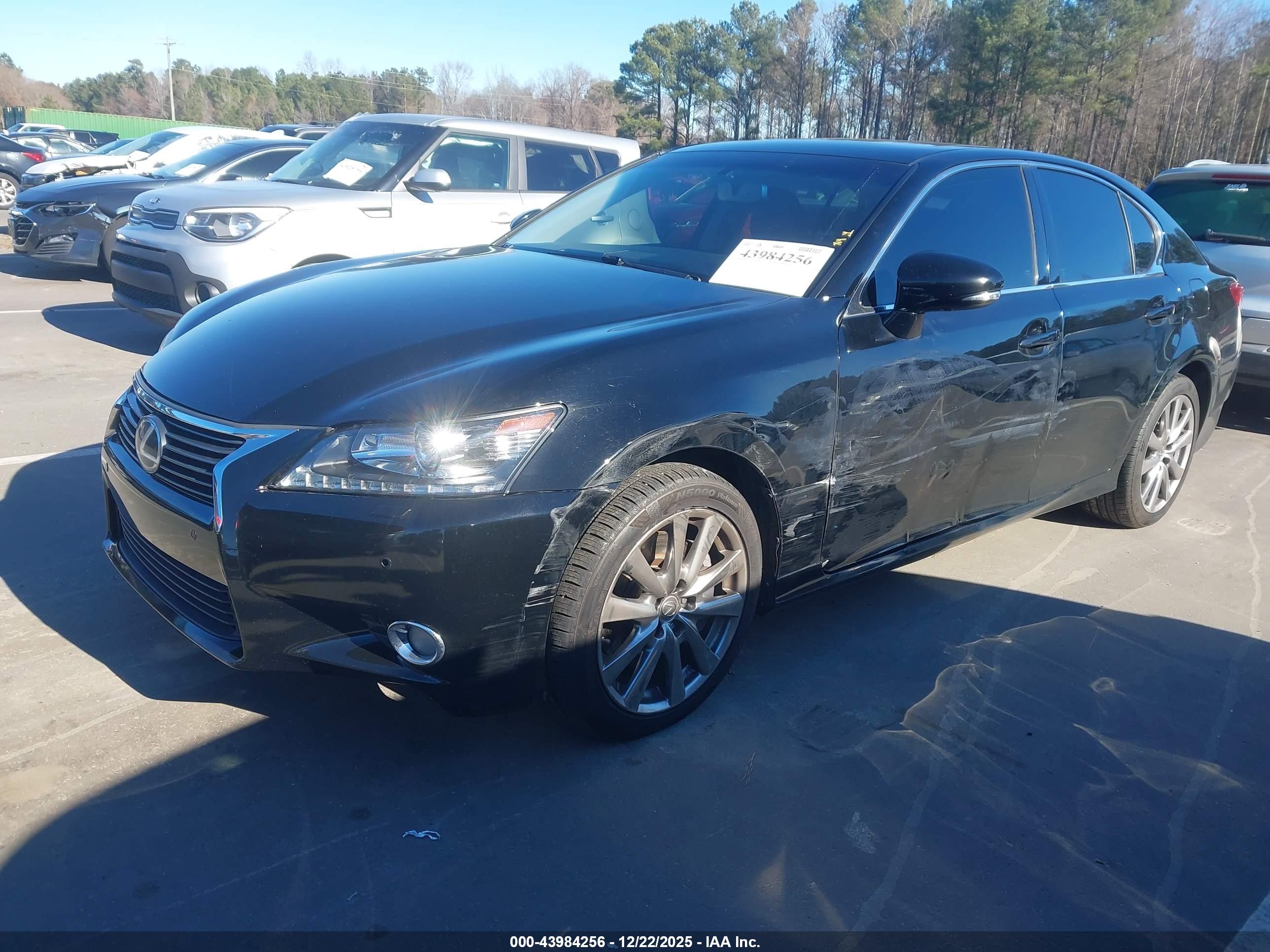 LEXUS GS image 2