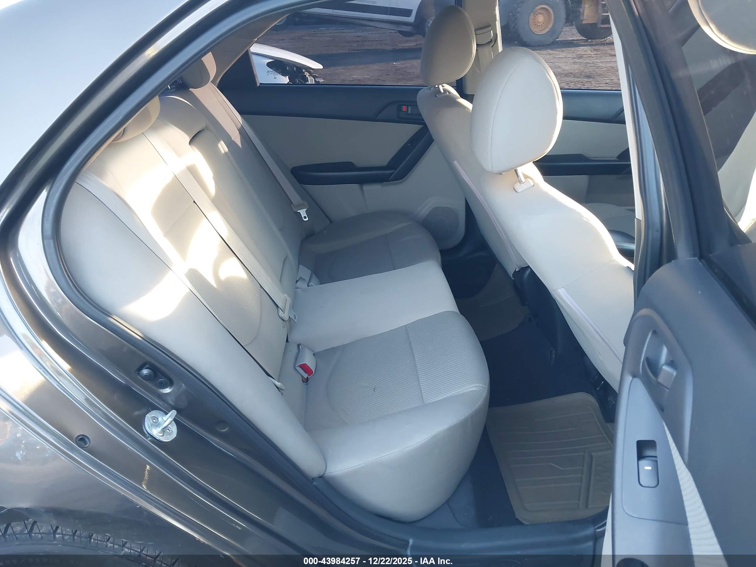 KIA FORTE image 8