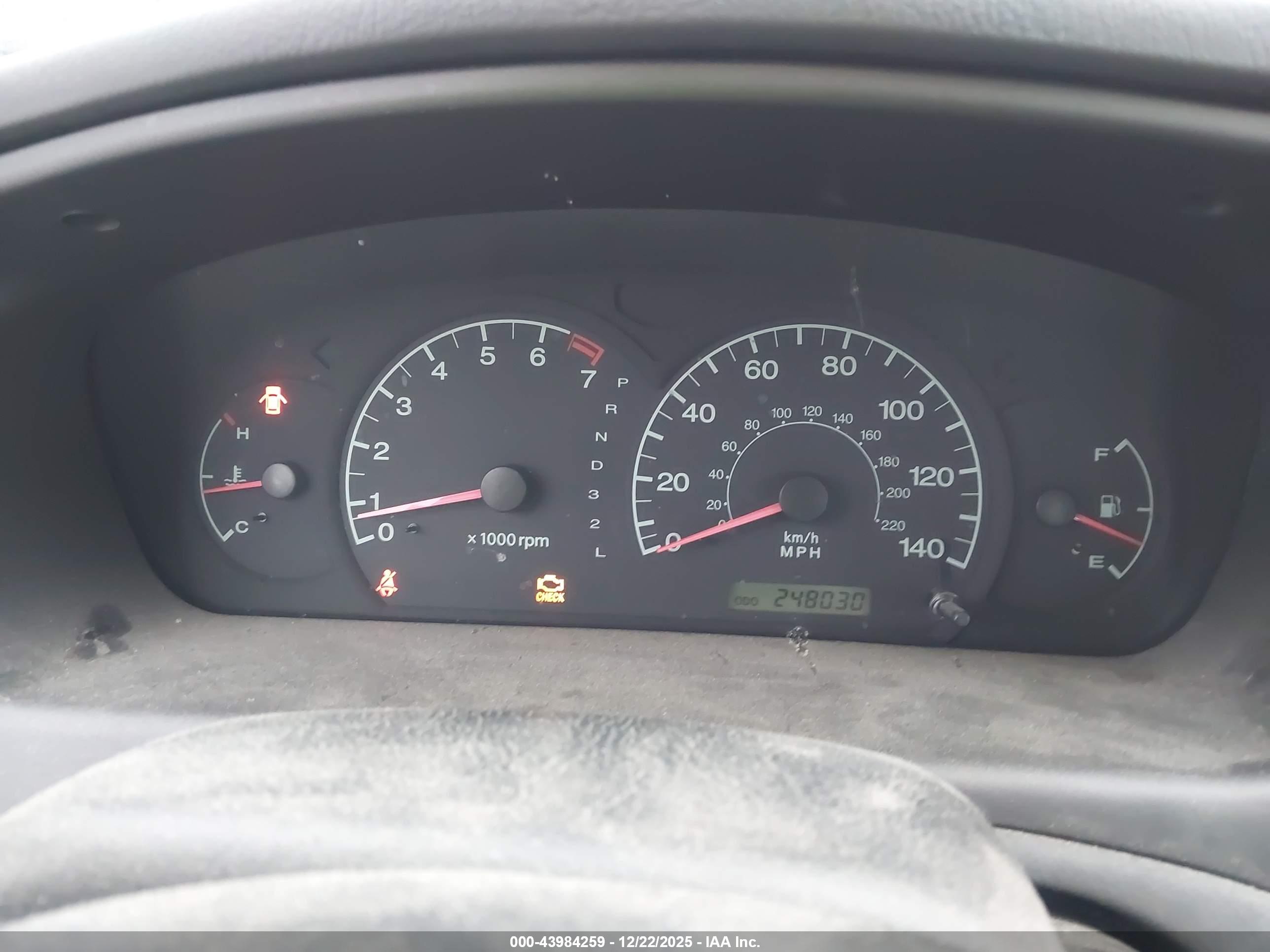 HYUNDAI ELANTRA image 7