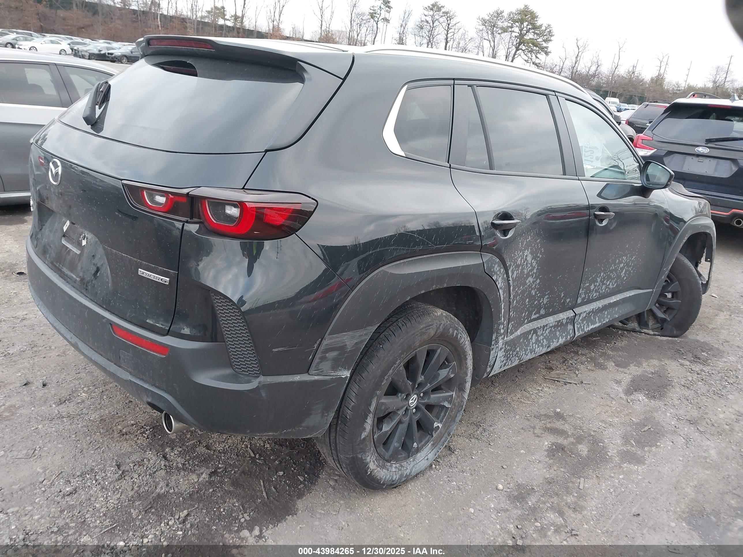 MAZDA CX-50 image 4