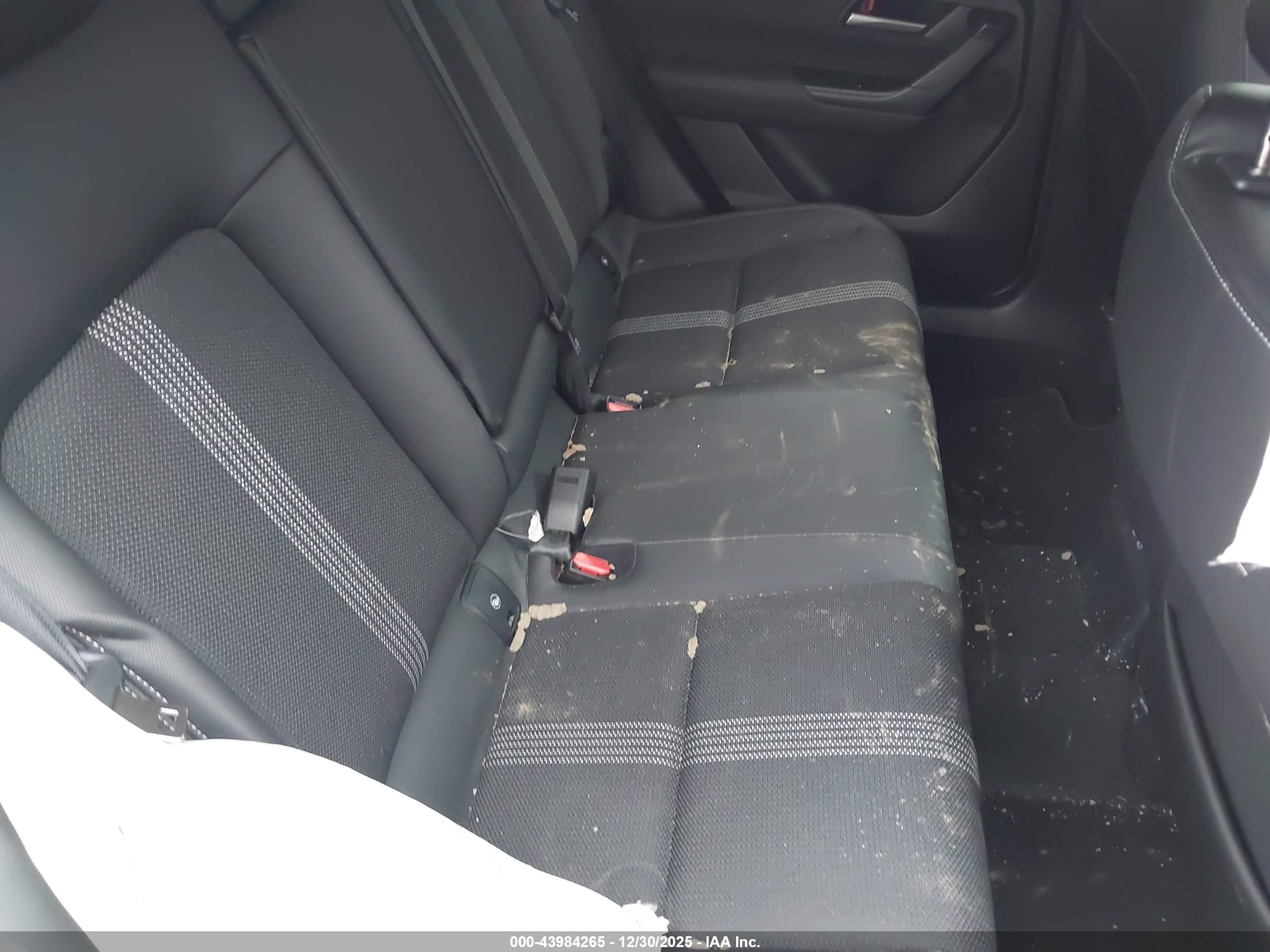 MAZDA CX-50 image 8