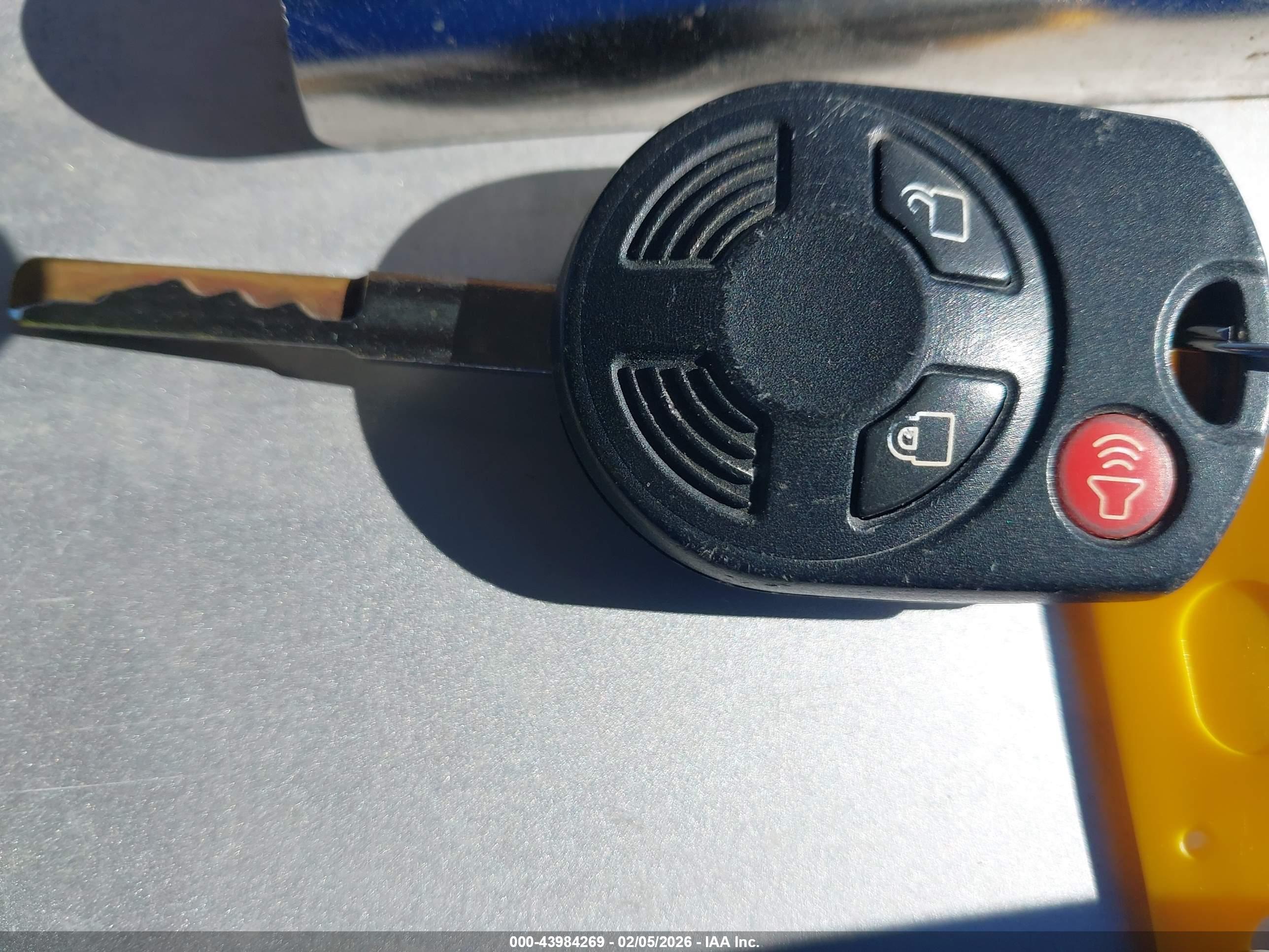 FORD ESCAPE image 11