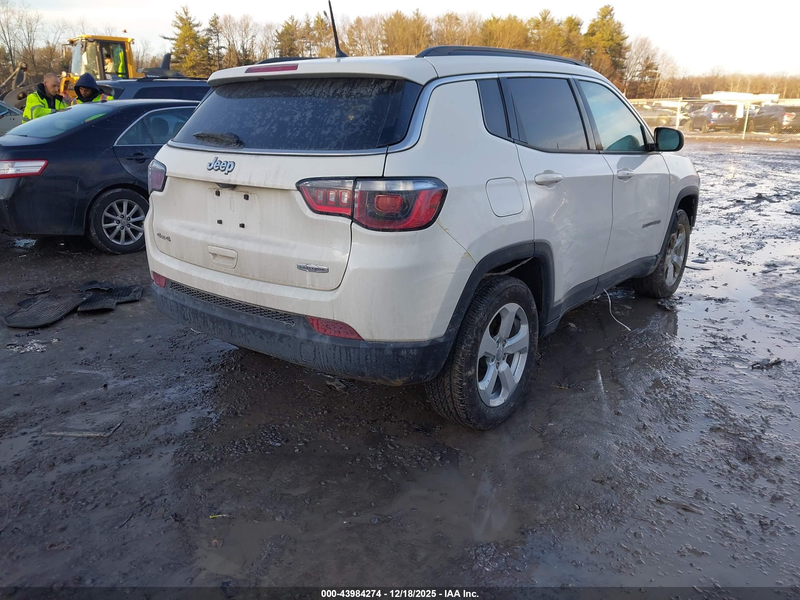 JEEP COMPASS image 4