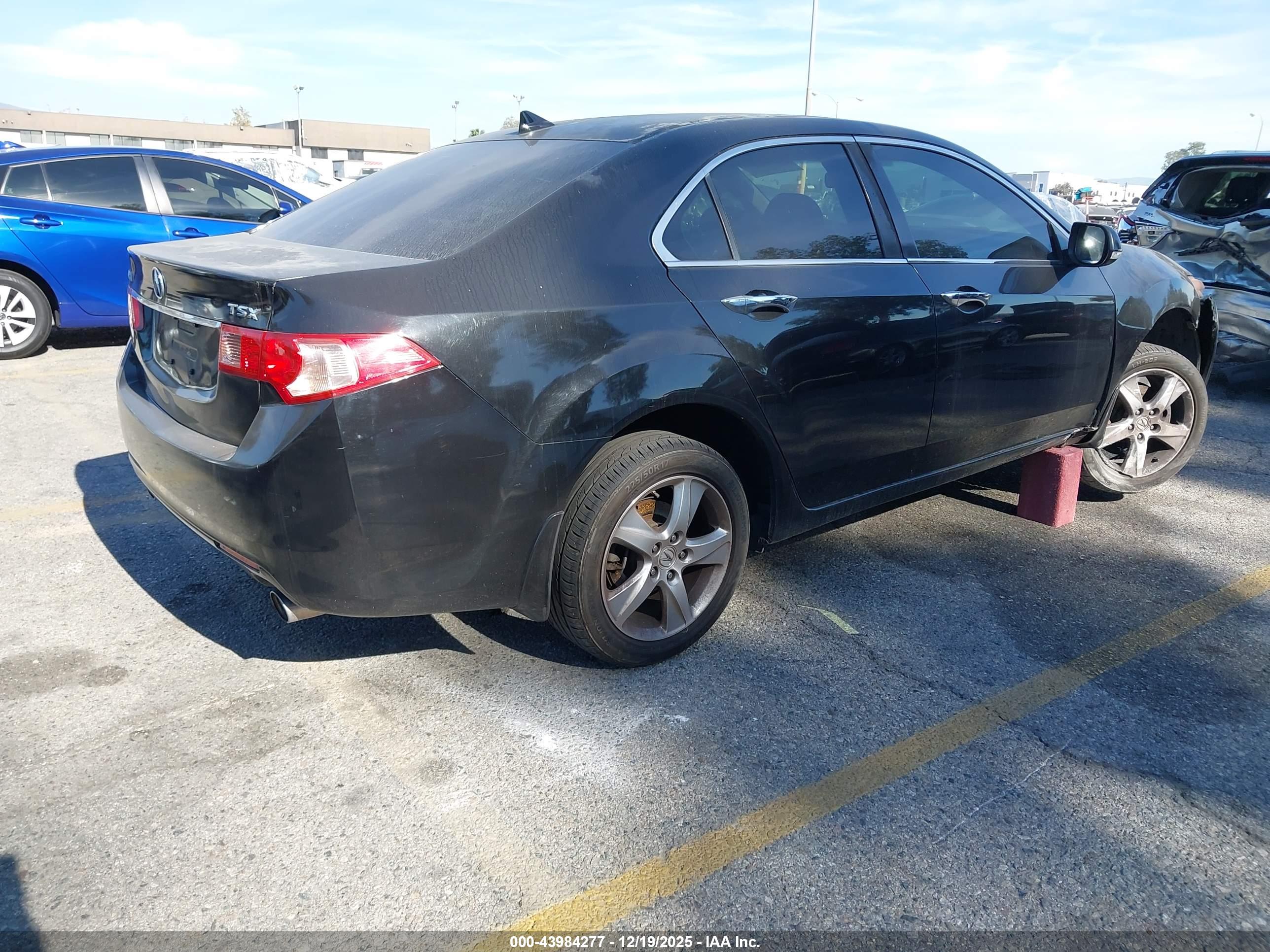 ACURA TSX image 4