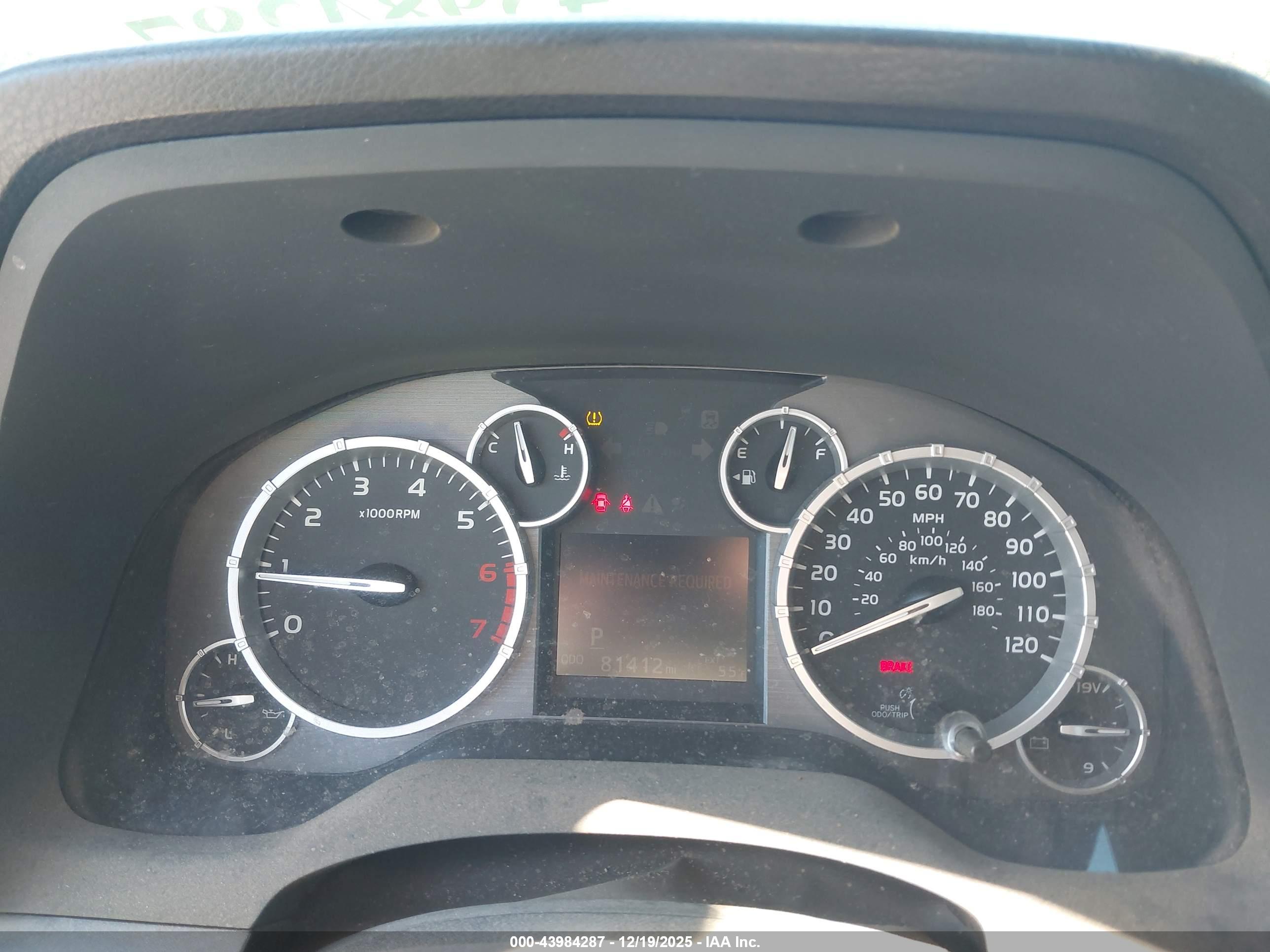 TOYOTA TUNDRA image 7