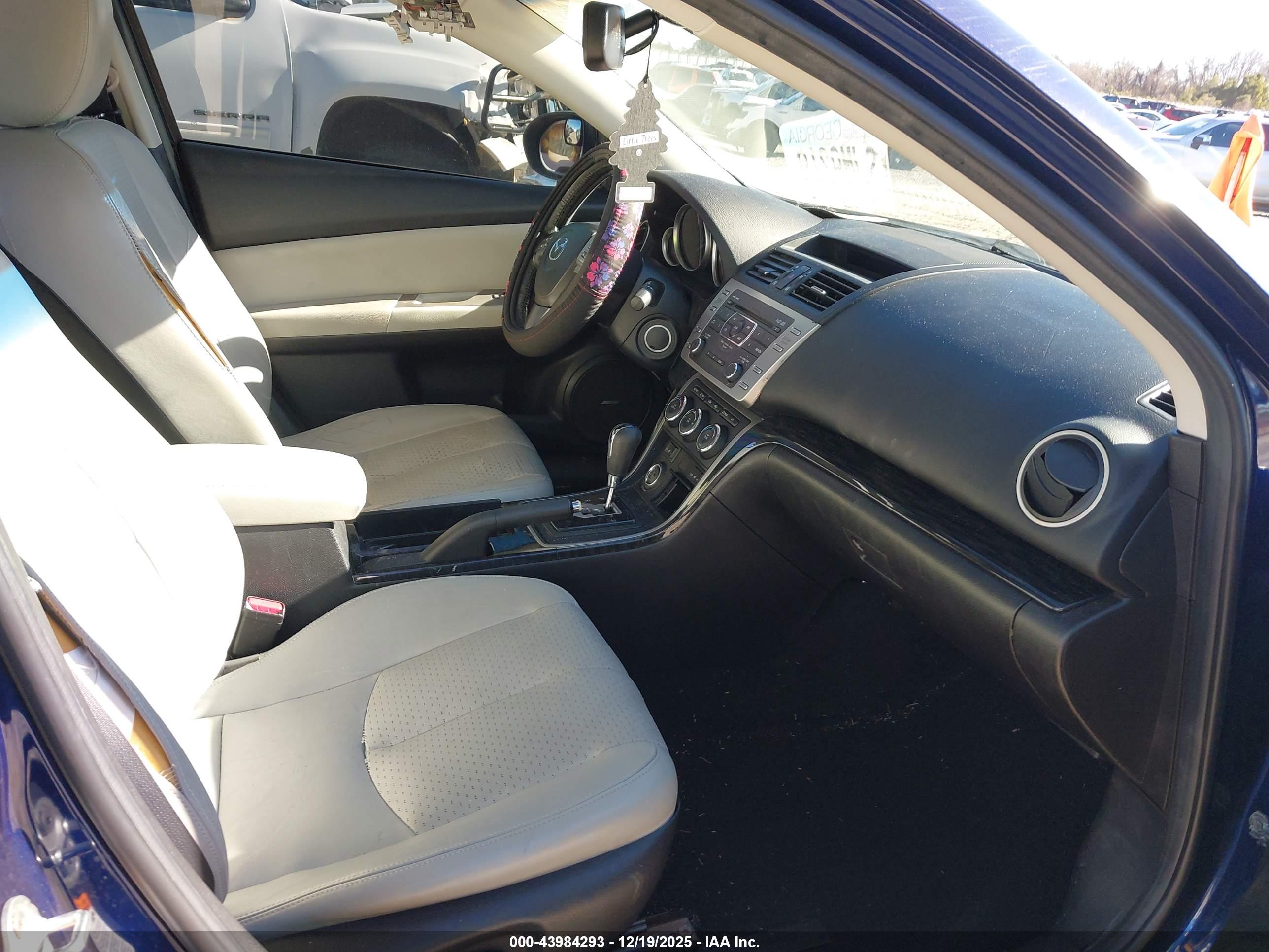 MAZDA MAZDA6 image 5
