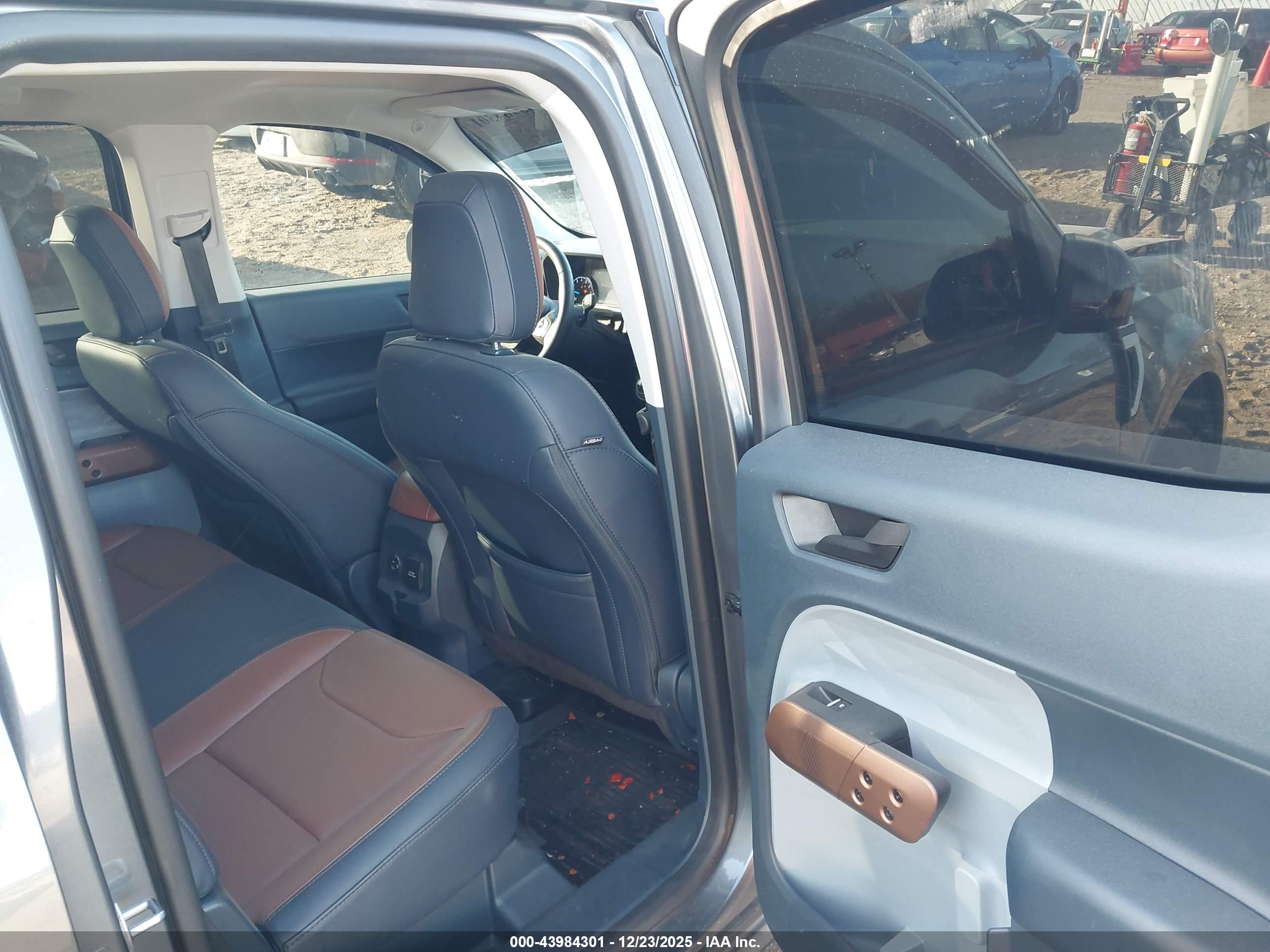 FORD MAVERICK image 8