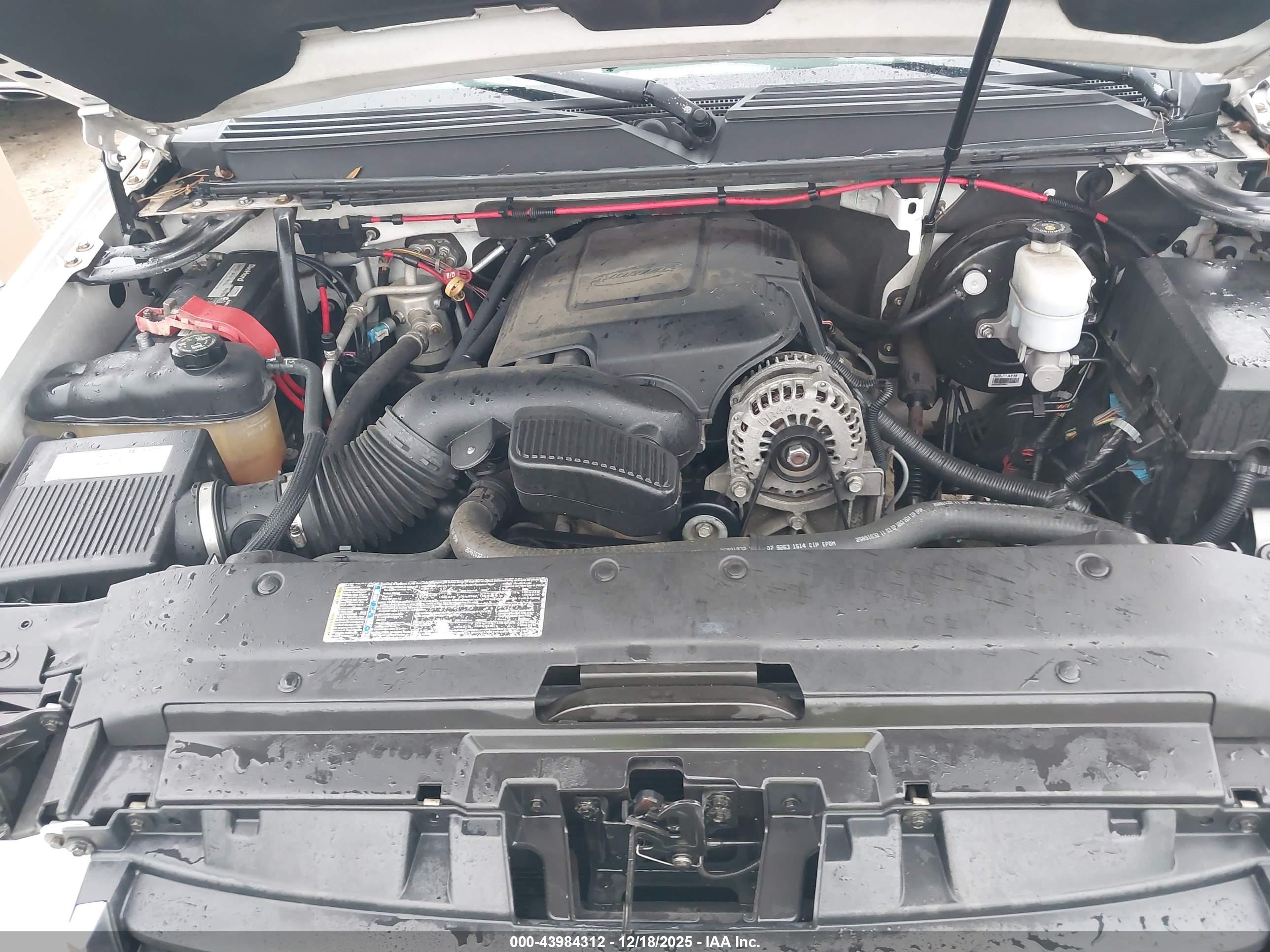 GMC YUKON image 10