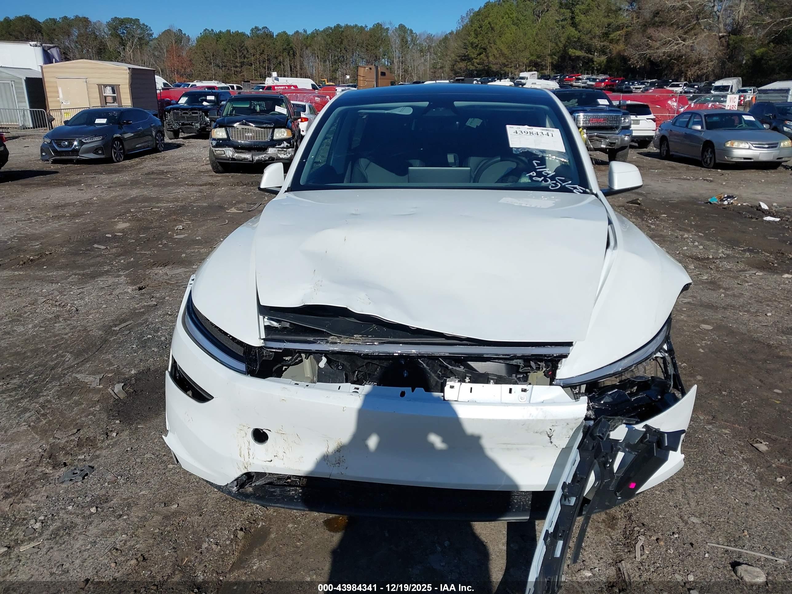 TESLA MODEL image 6
