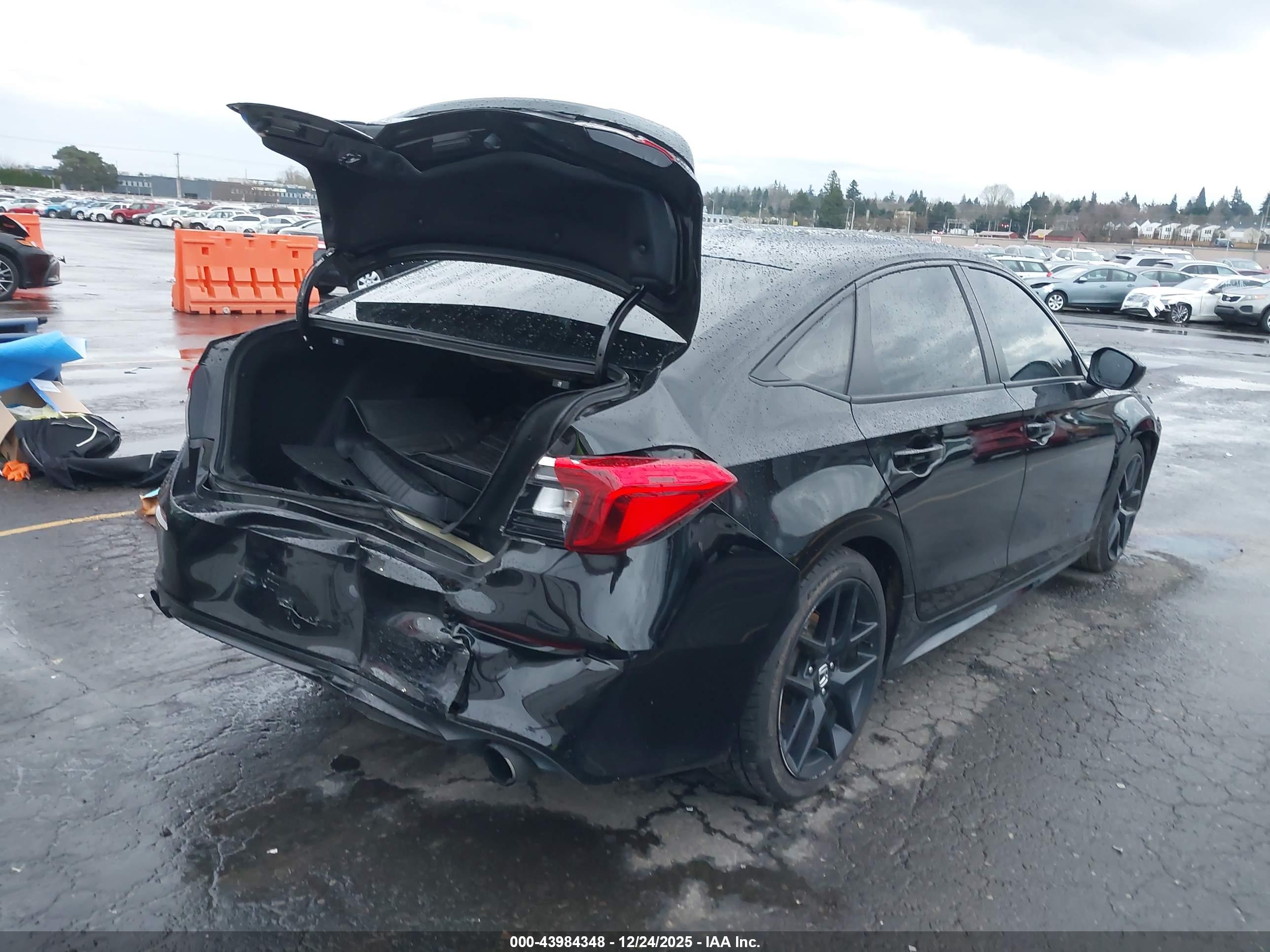 HONDA CIVIC image 4