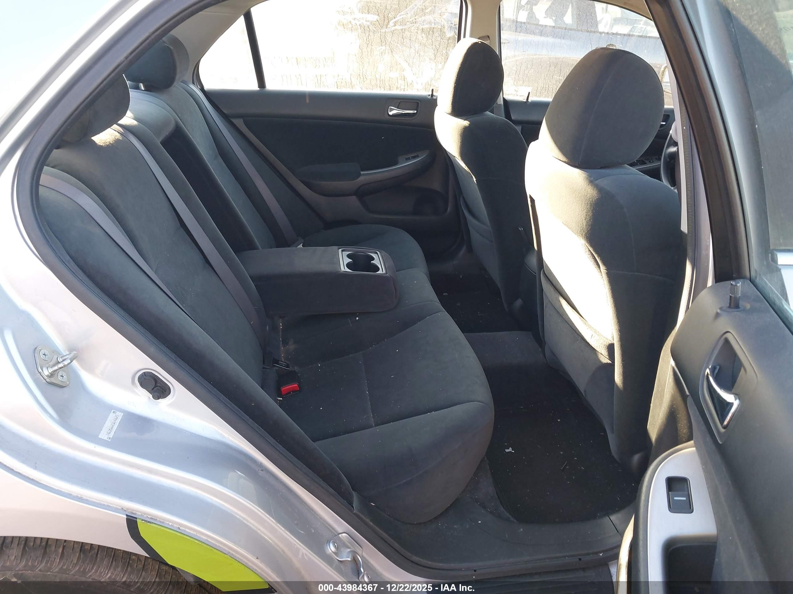 HONDA ACCORD image 8