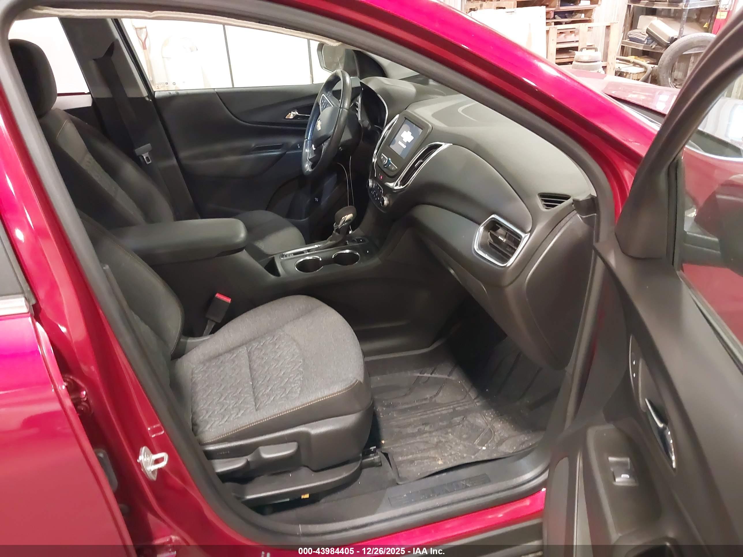 CHEVROLET EQUINOX image 5
