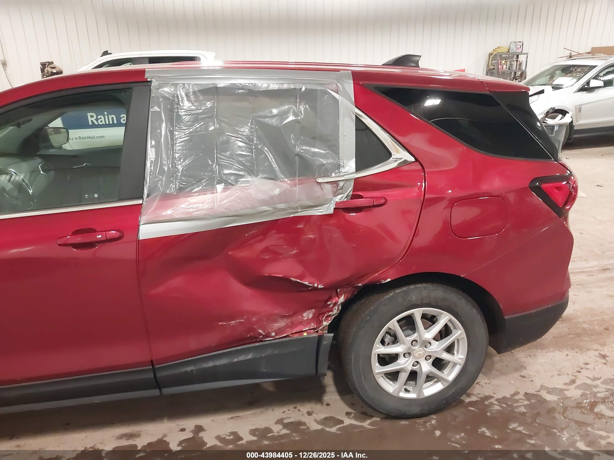 CHEVROLET EQUINOX image 6