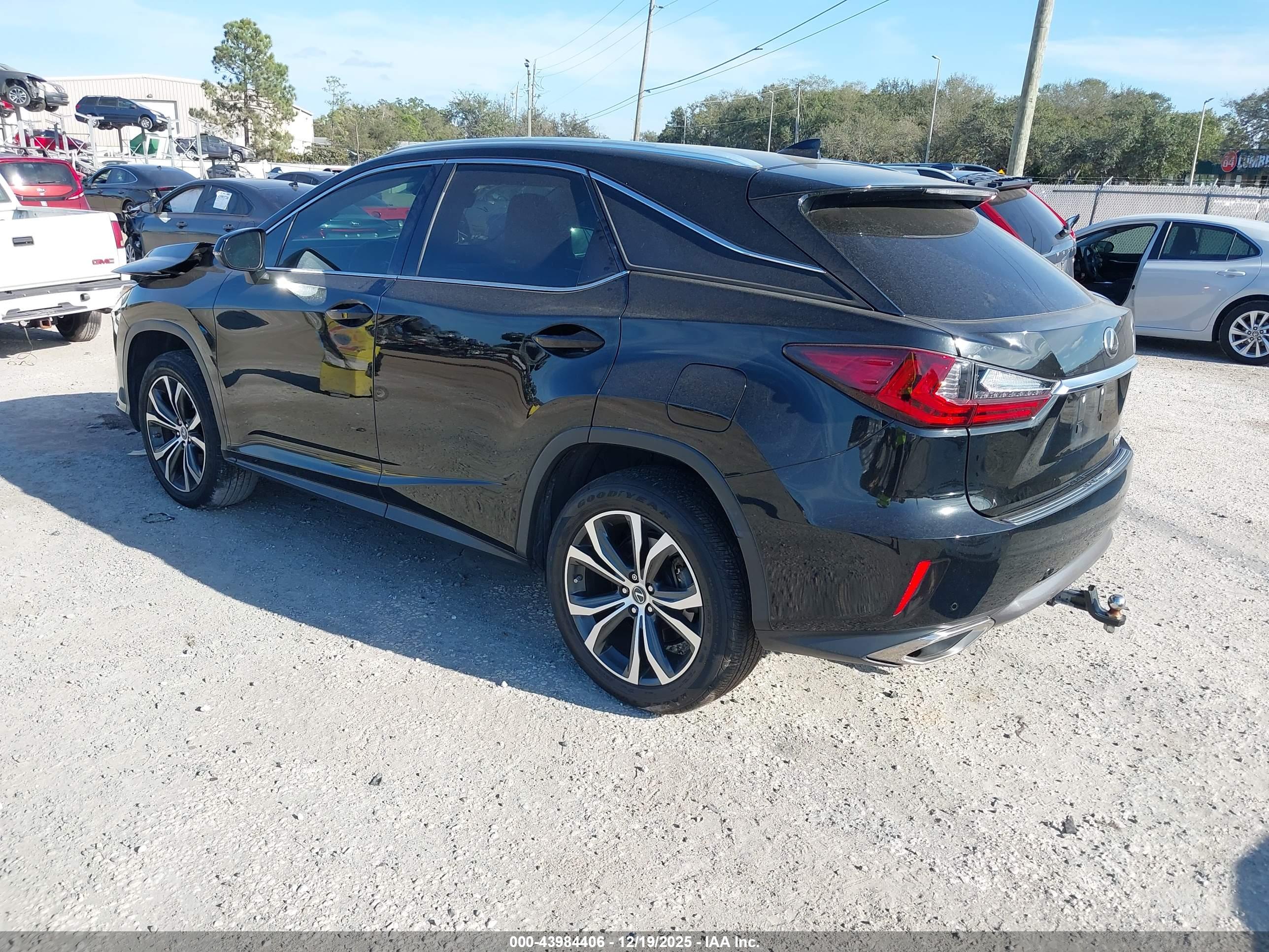 LEXUS RX image 3