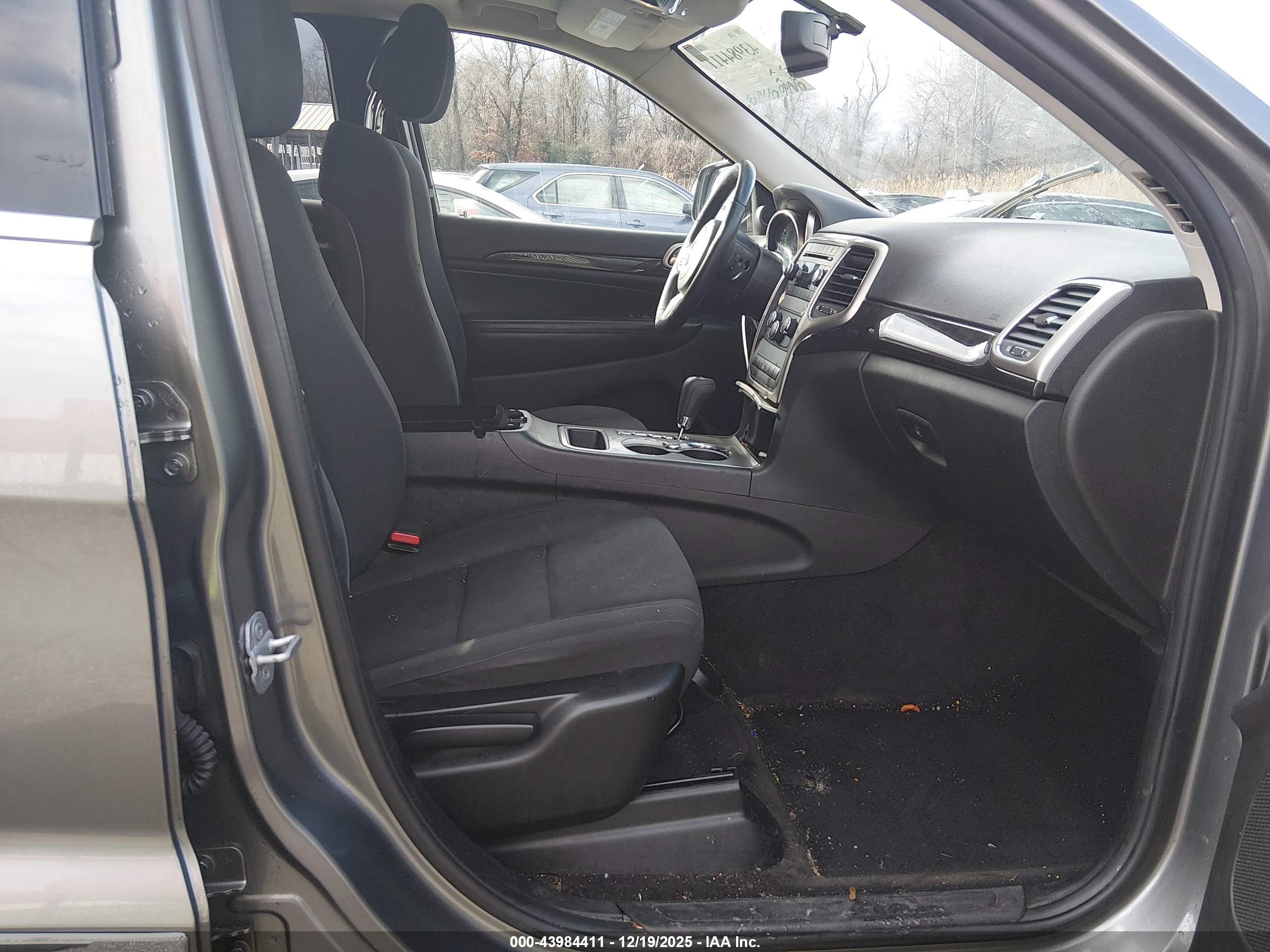 JEEP GRAND image 5