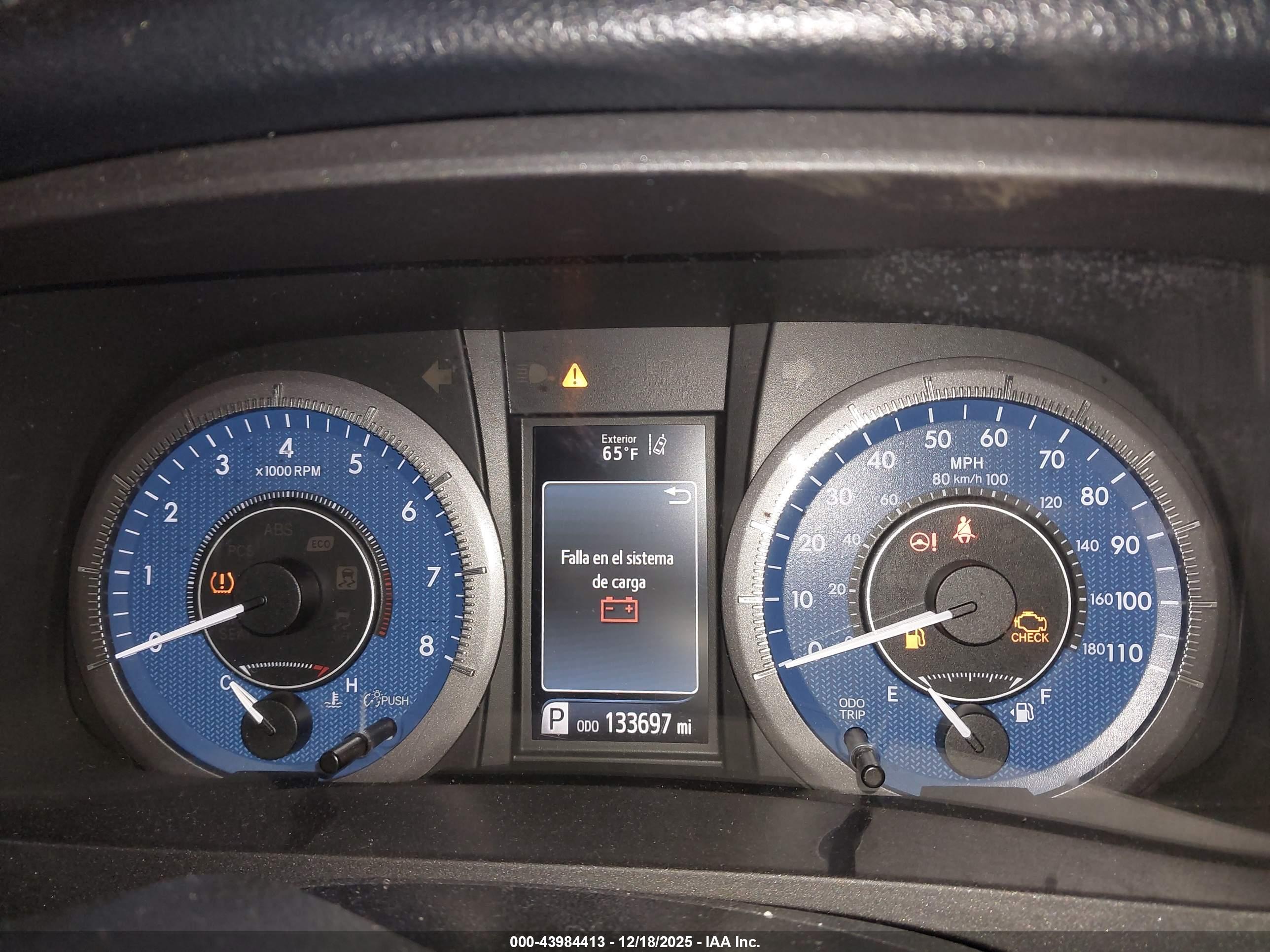 TOYOTA SIENNA image 7