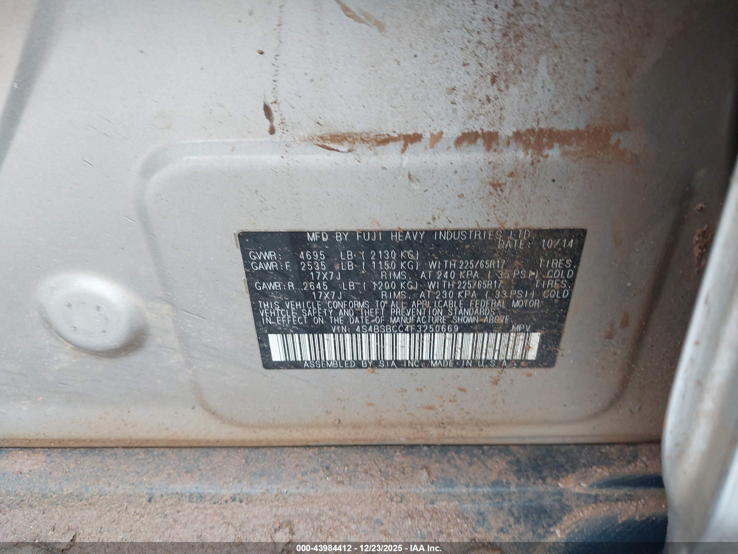 SUBARU OUTBACK image 9