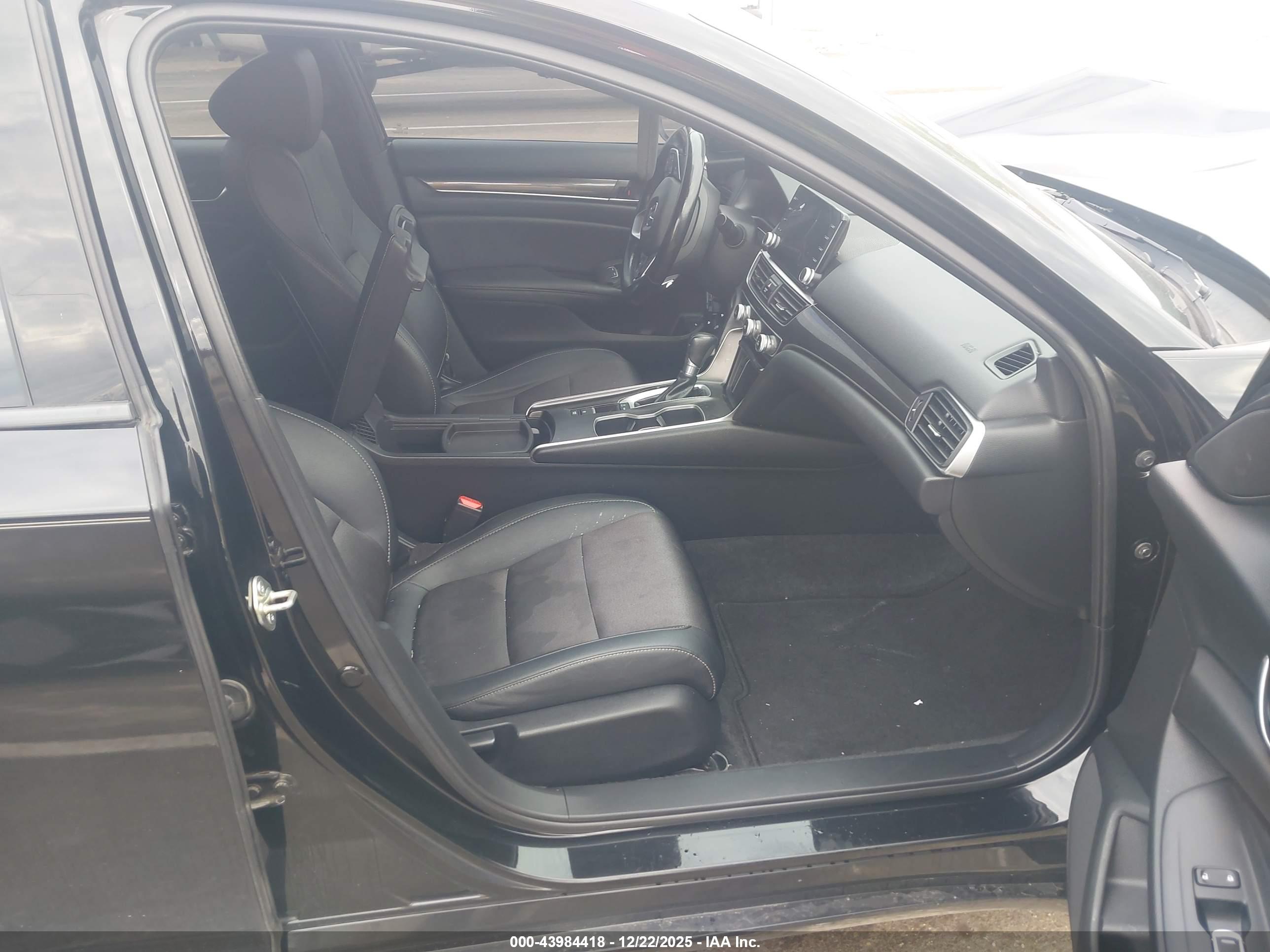 HONDA ACCORD image 5